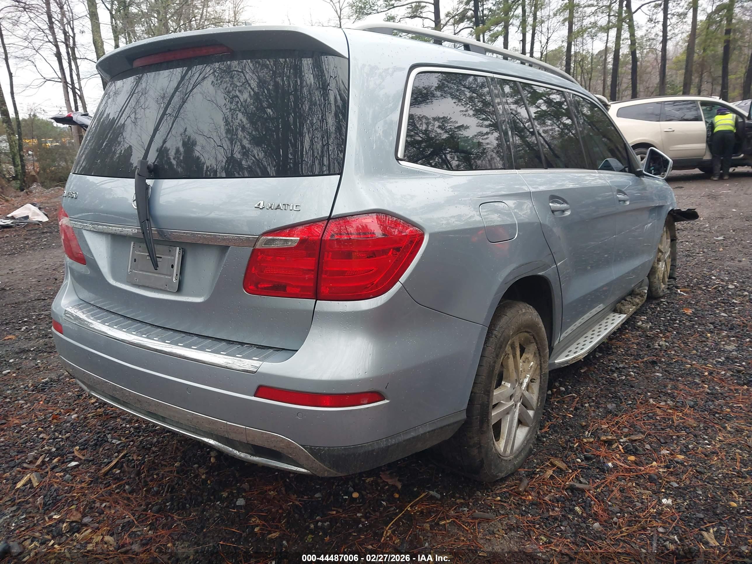 MERCEDES-BENZ GL image 4