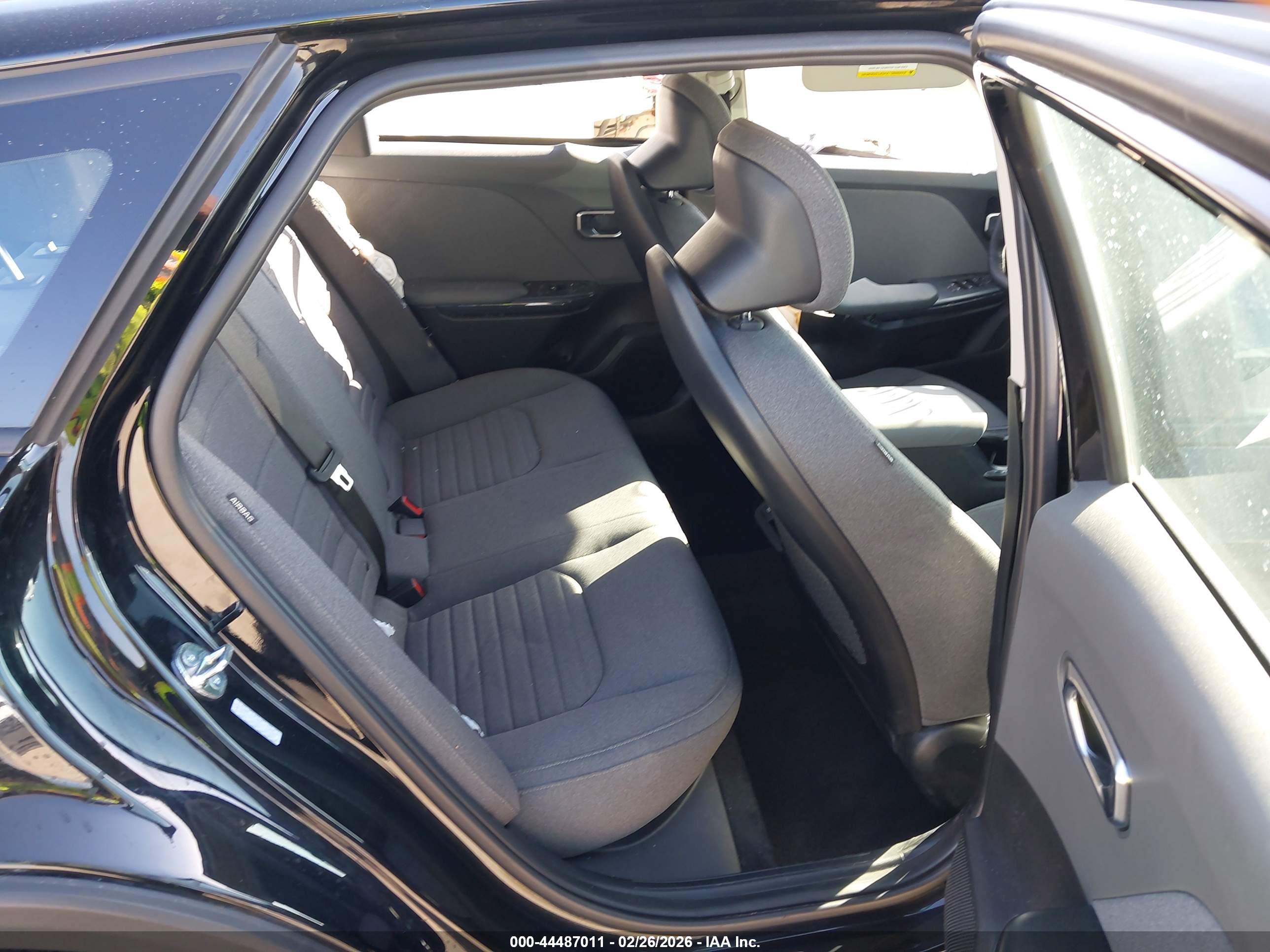 KIA K4 image 8