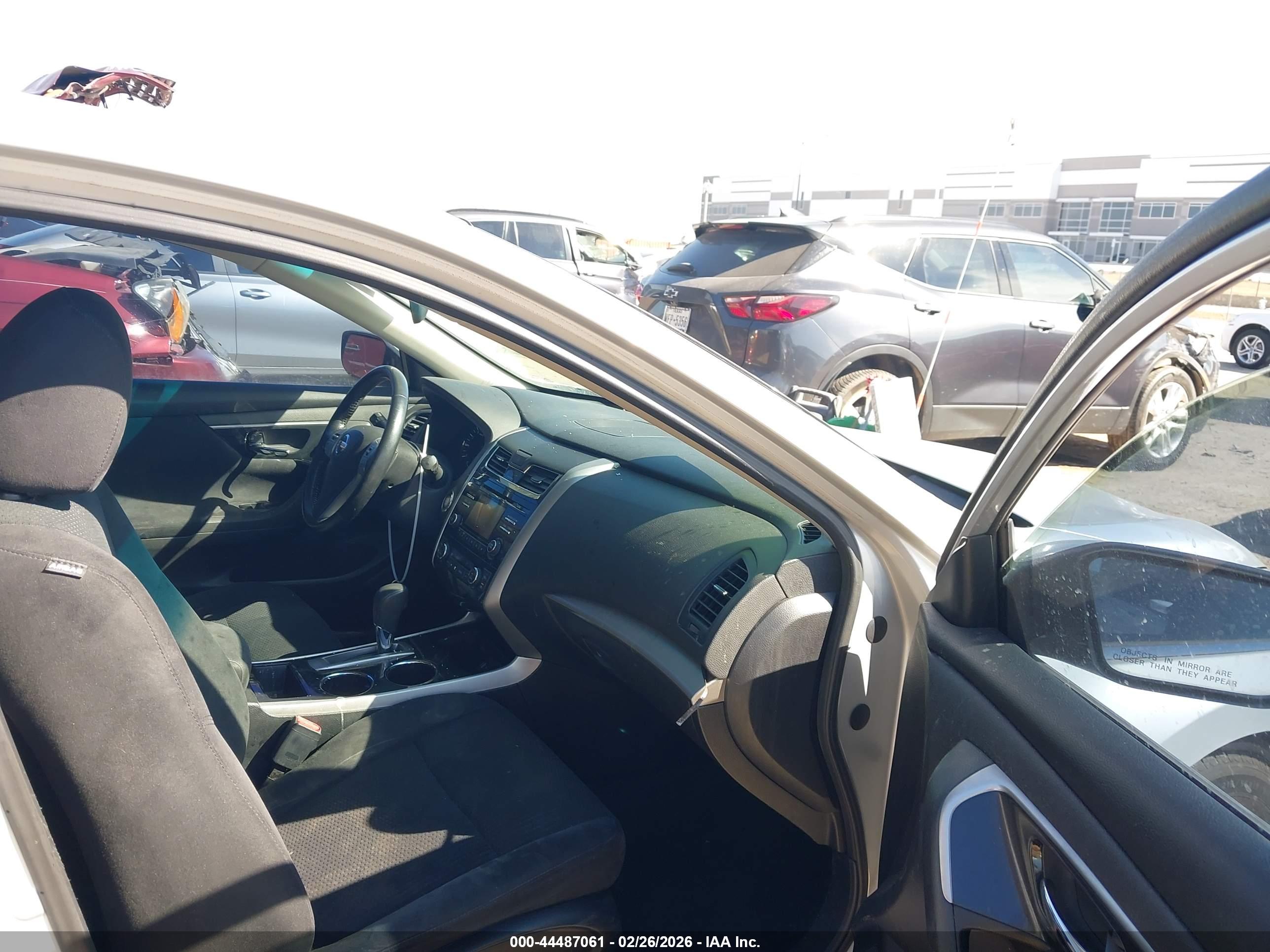 NISSAN ALTIMA image 5
