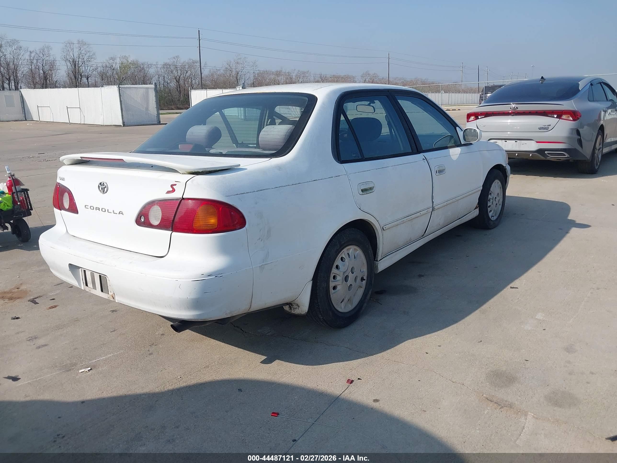 TOYOTA COROLLA image 4
