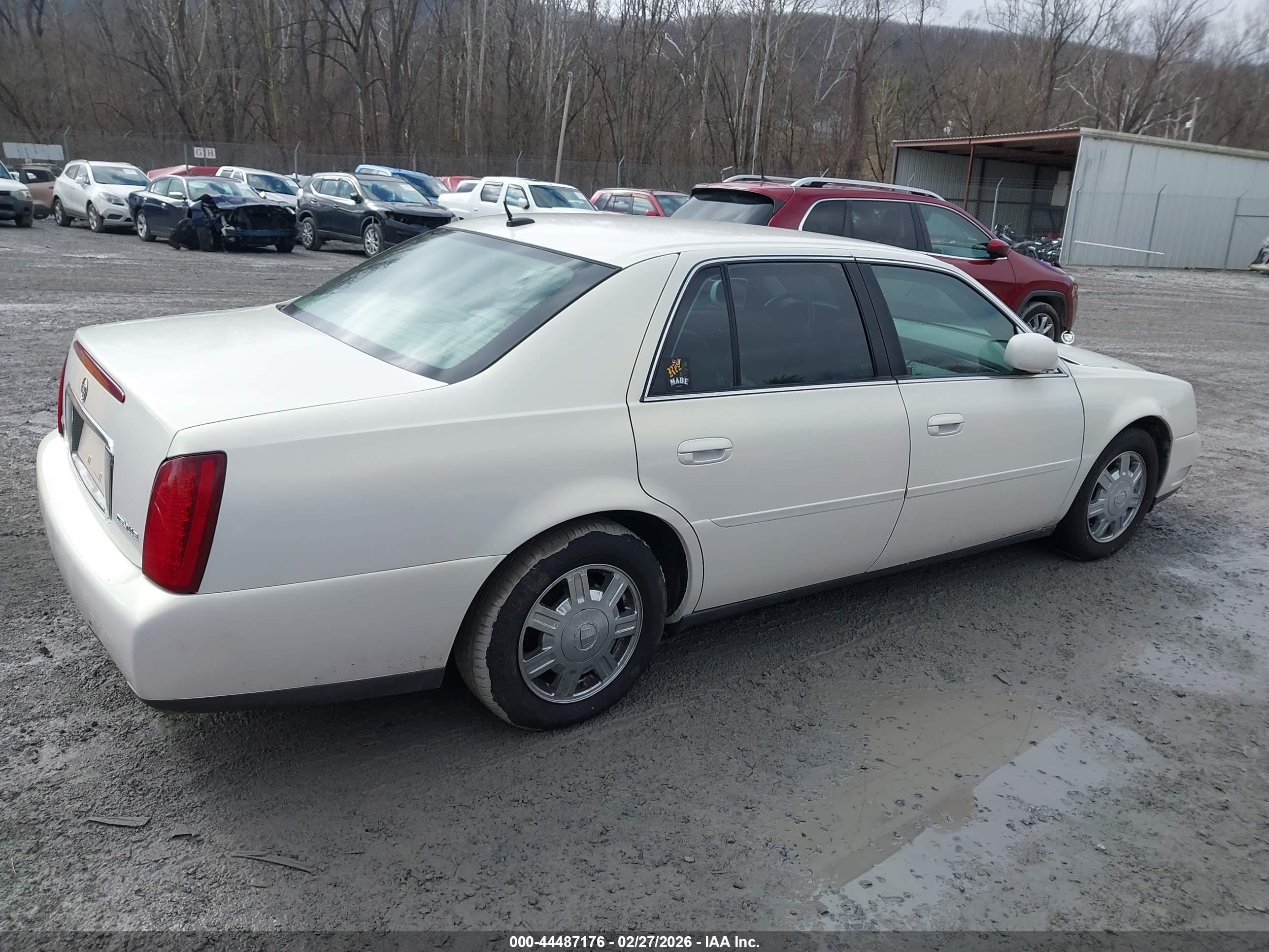 CADILLAC DEVILLE image 4