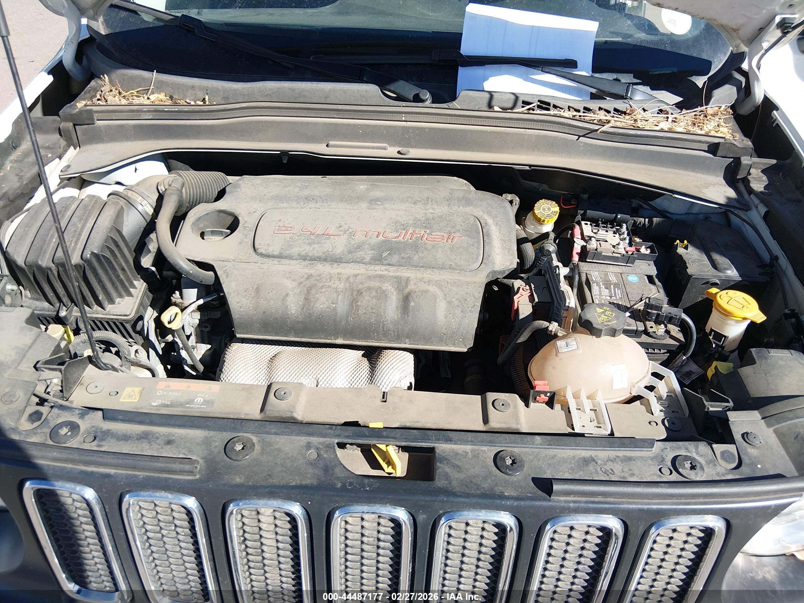 JEEP RENEGADE image 10