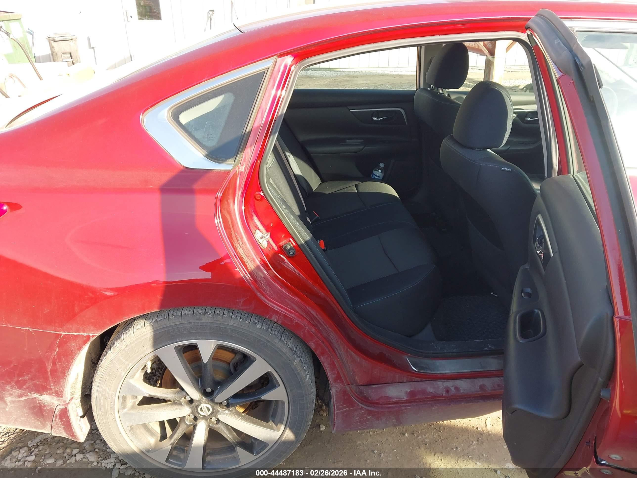 NISSAN ALTIMA image 8