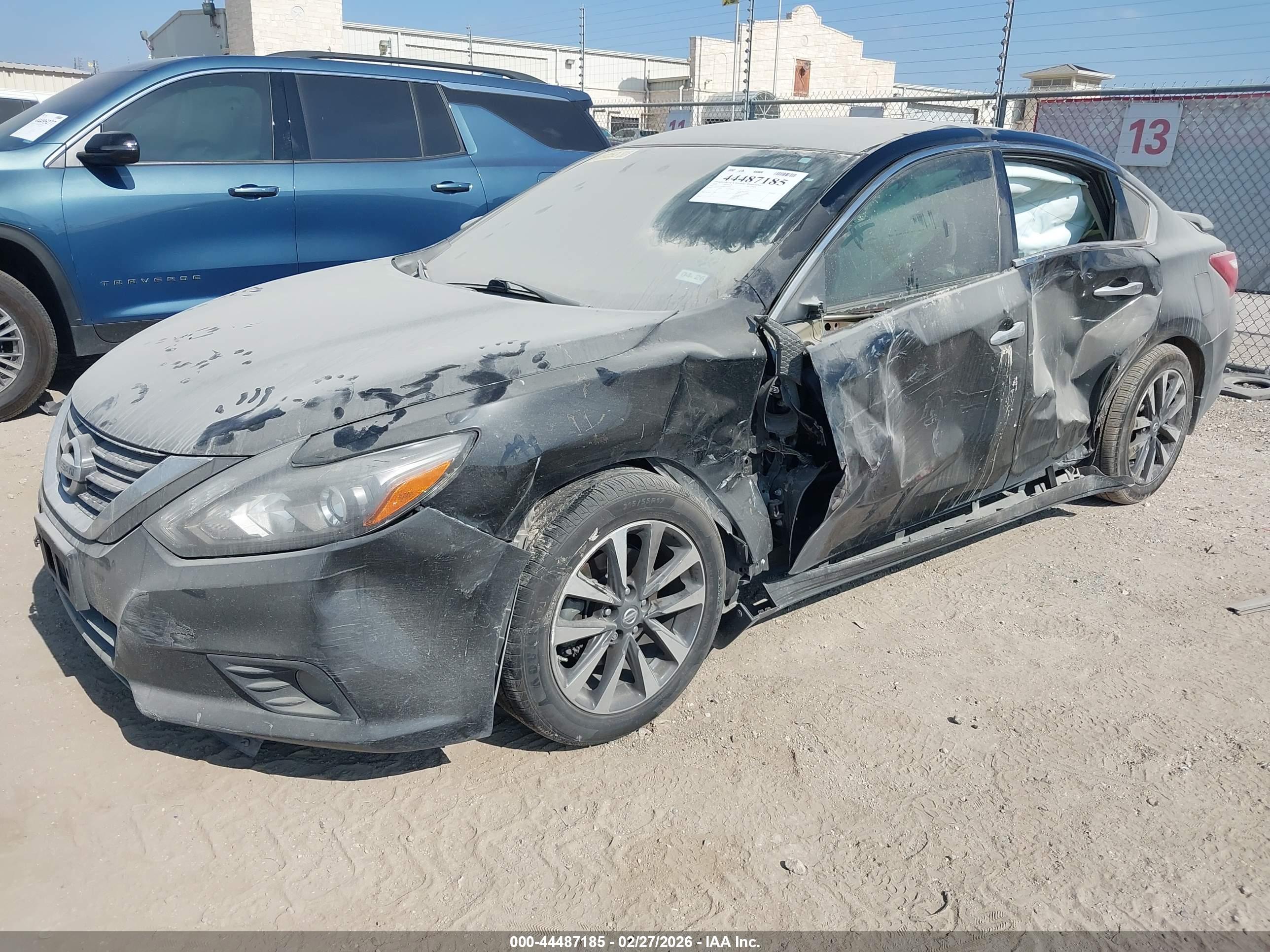 NISSAN ALTIMA image 2
