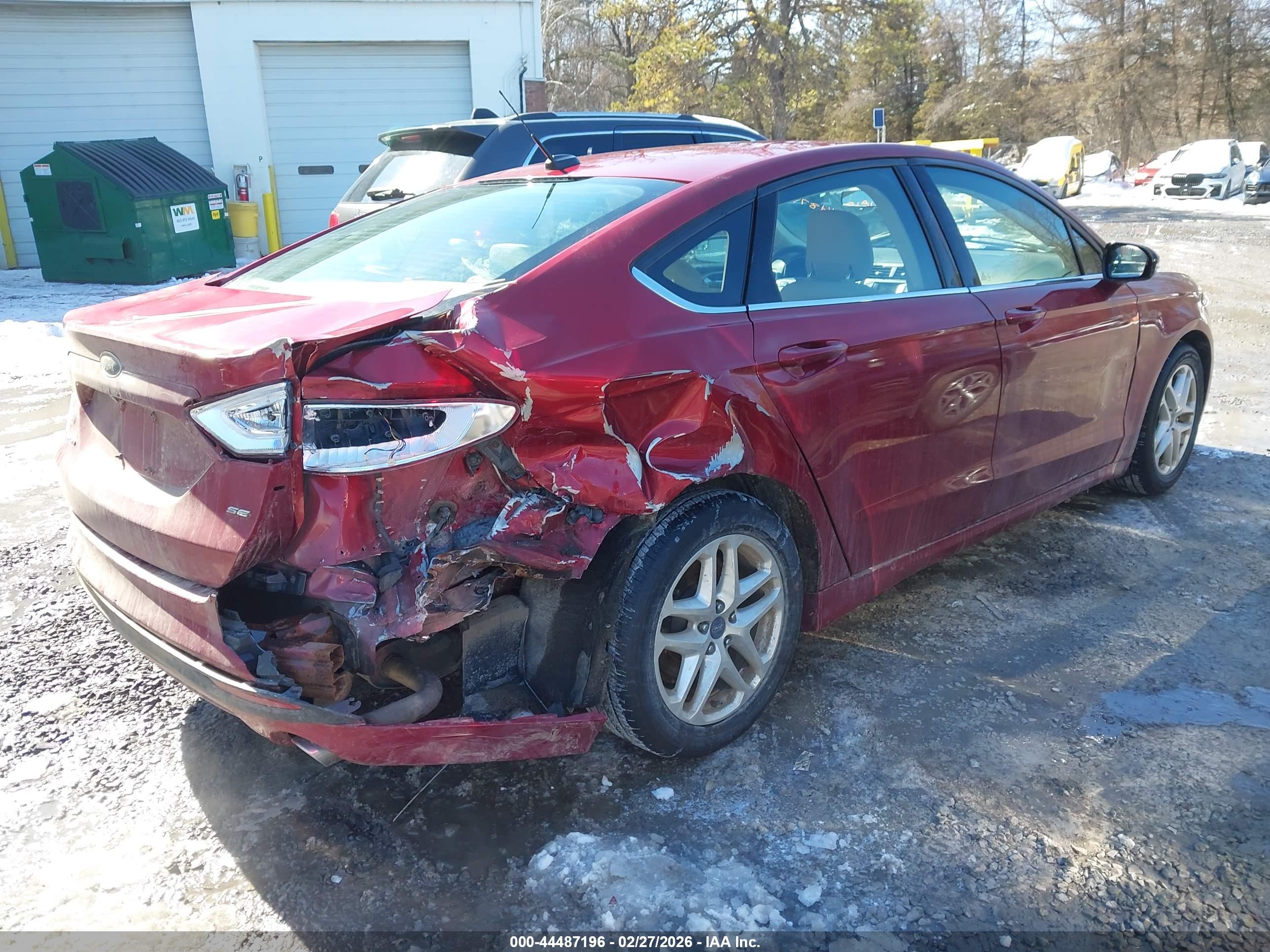 FORD FUSION image 4
