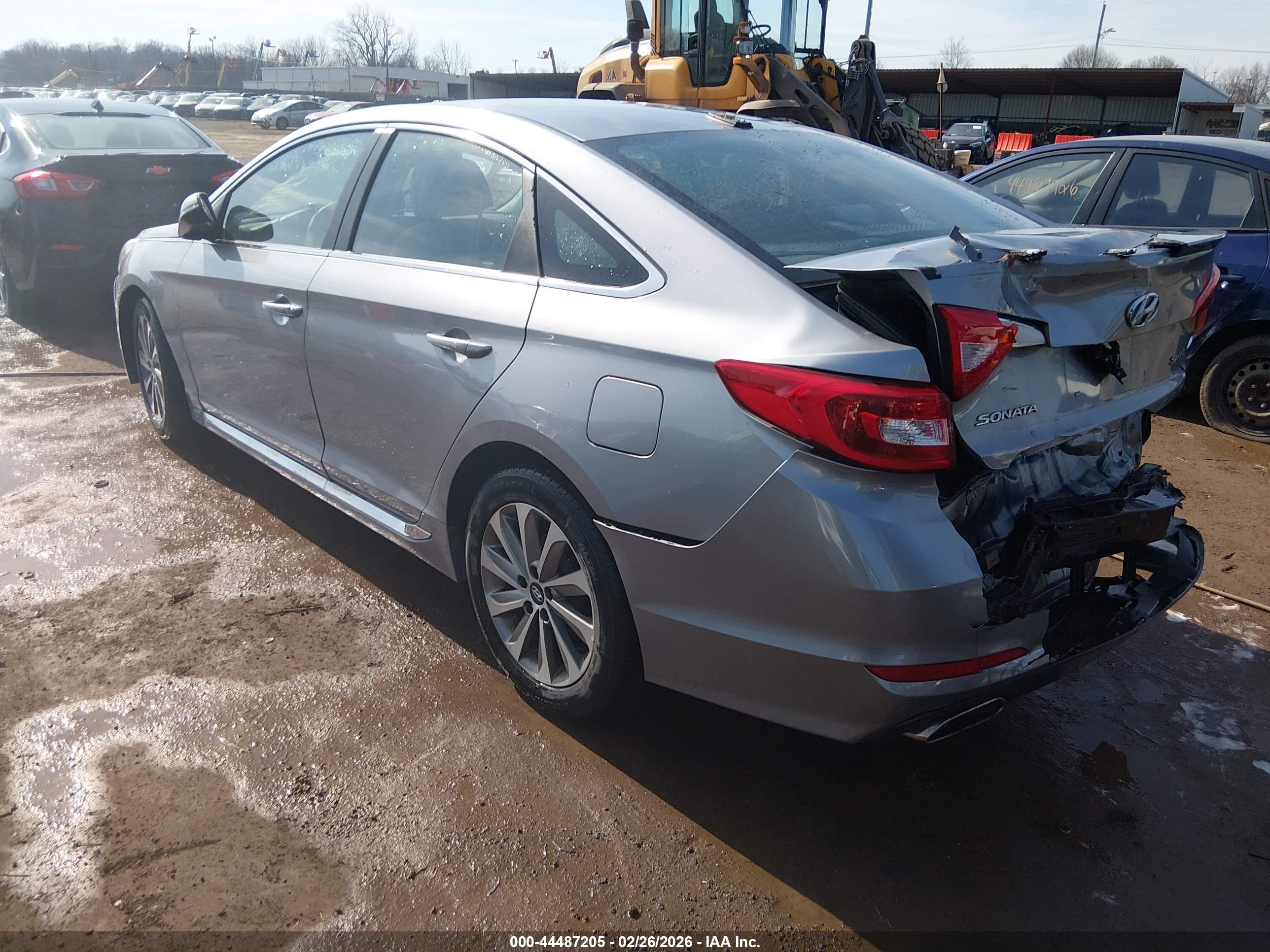 HYUNDAI SONATA image 3