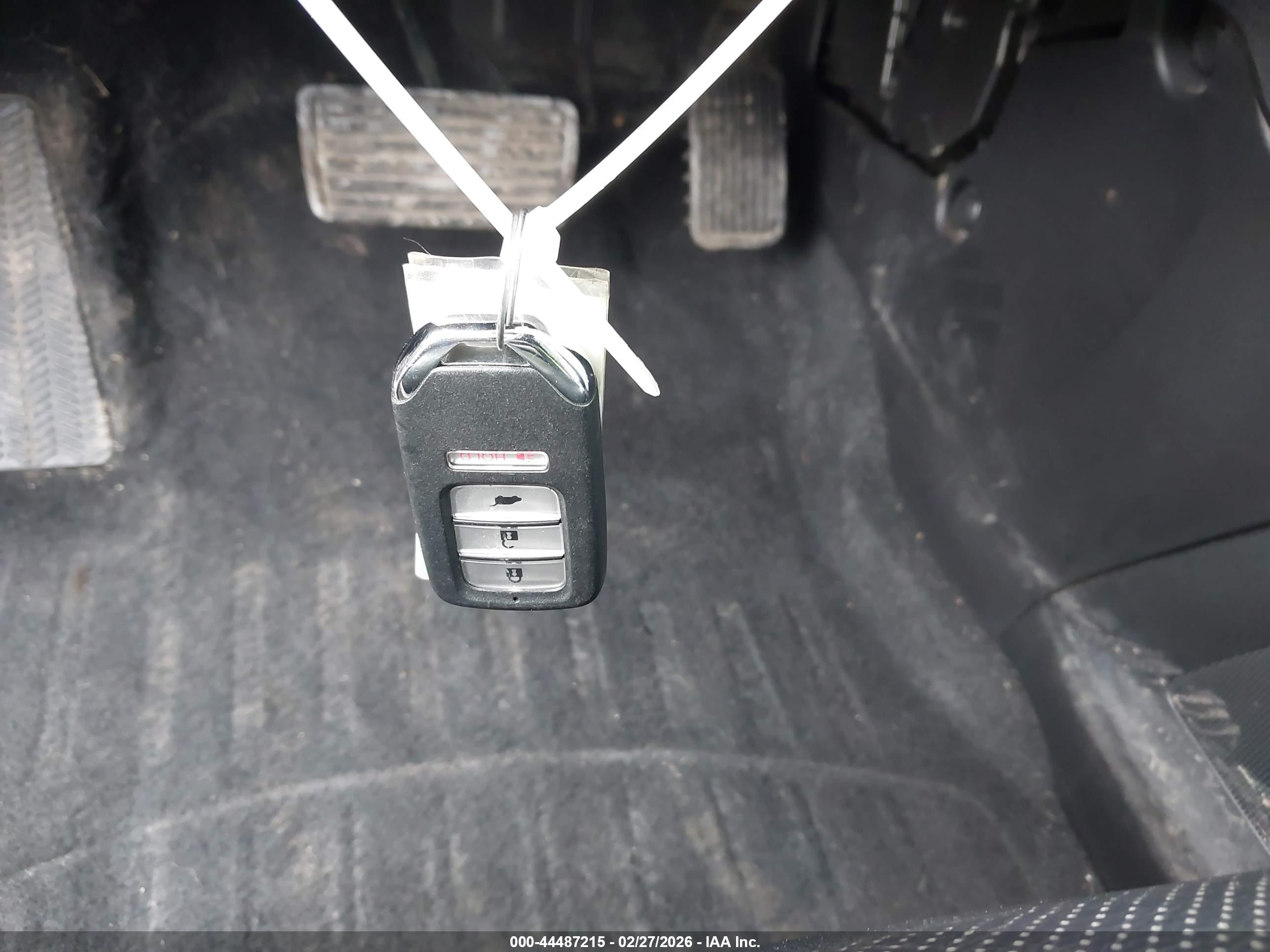 HONDA CR-V image 11