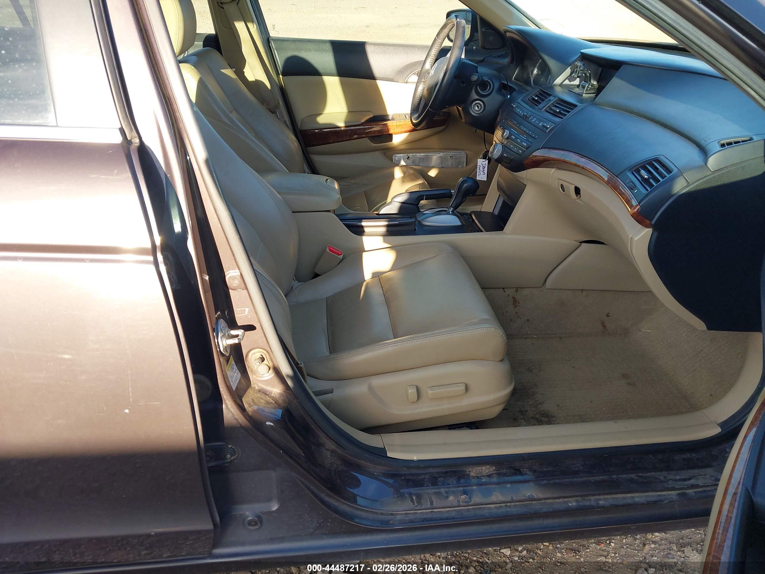 HONDA ACCORD image 5