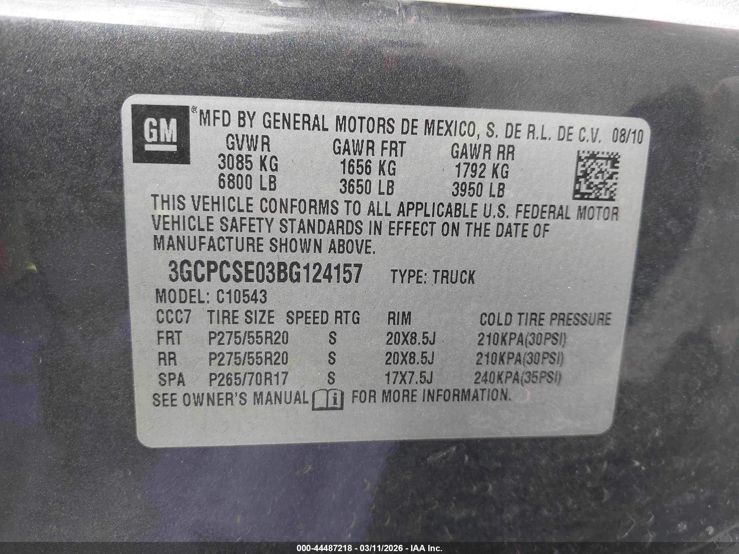 CHEVROLET SILVERADO image 9
