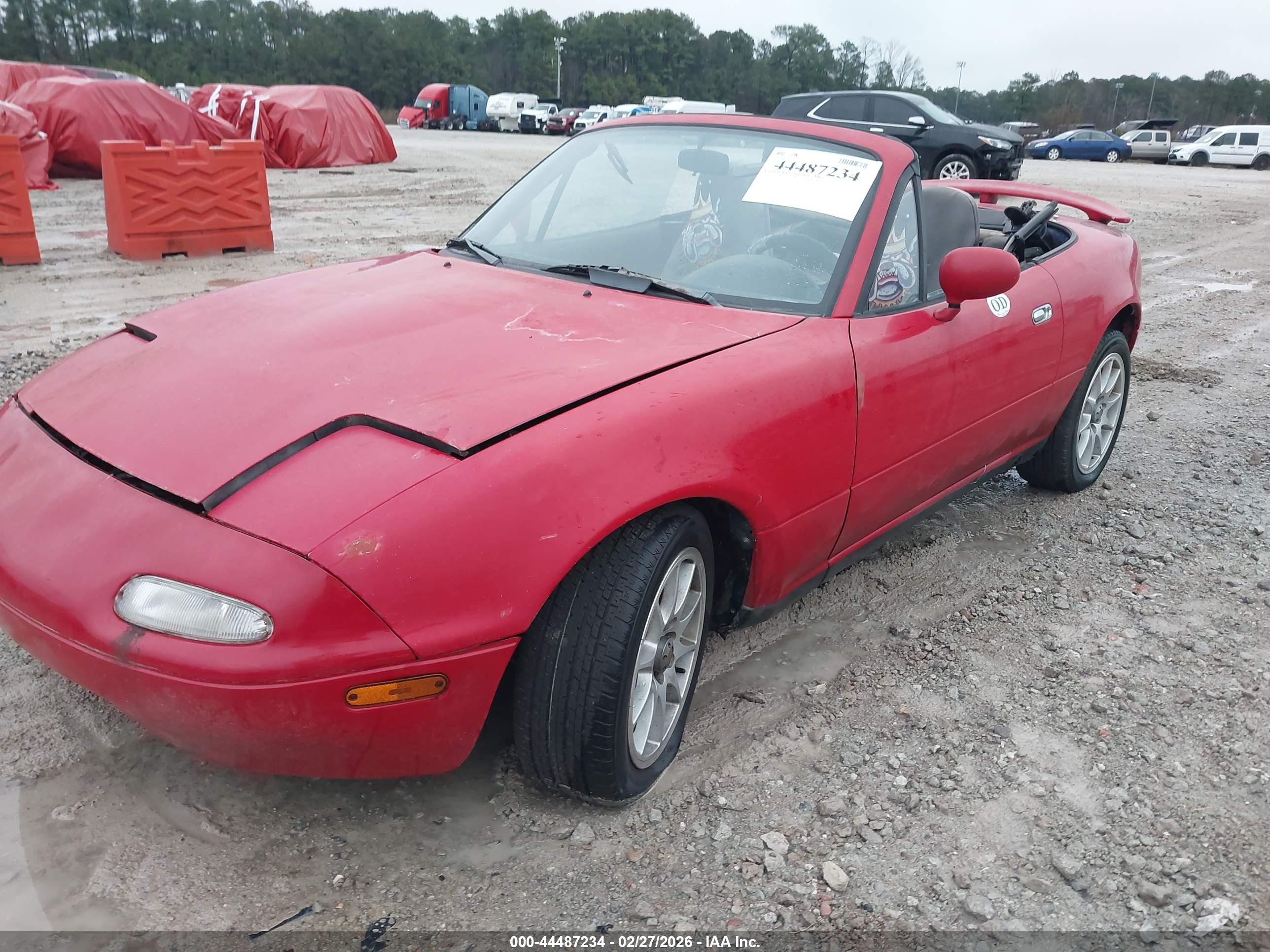 MAZDA MX-5 image 2