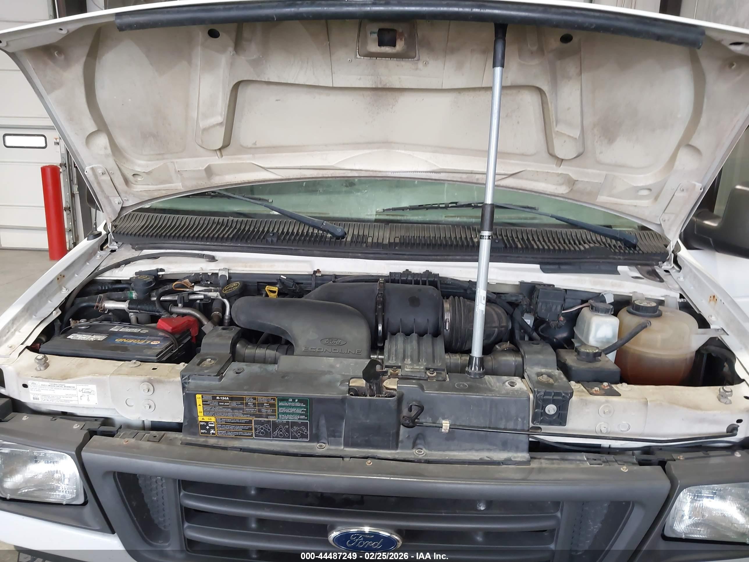 FORD E-350 image 10
