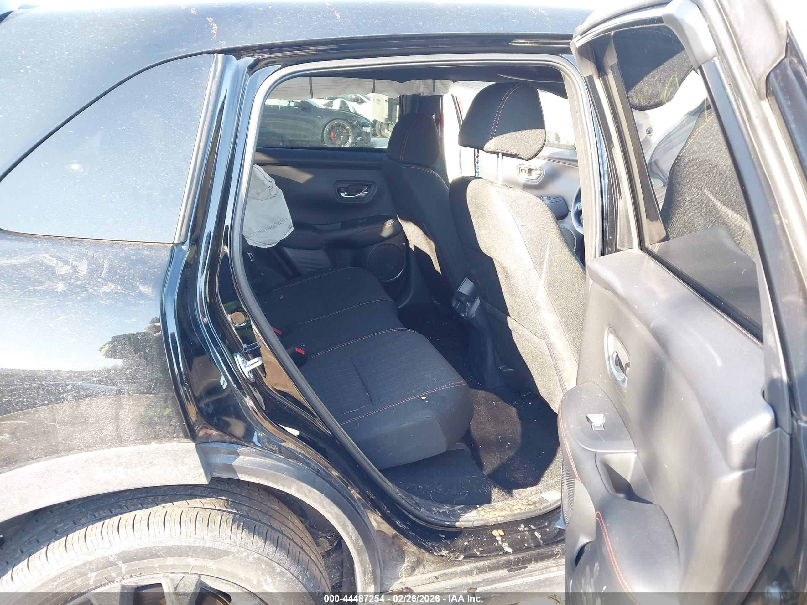 HONDA HR-V image 8
