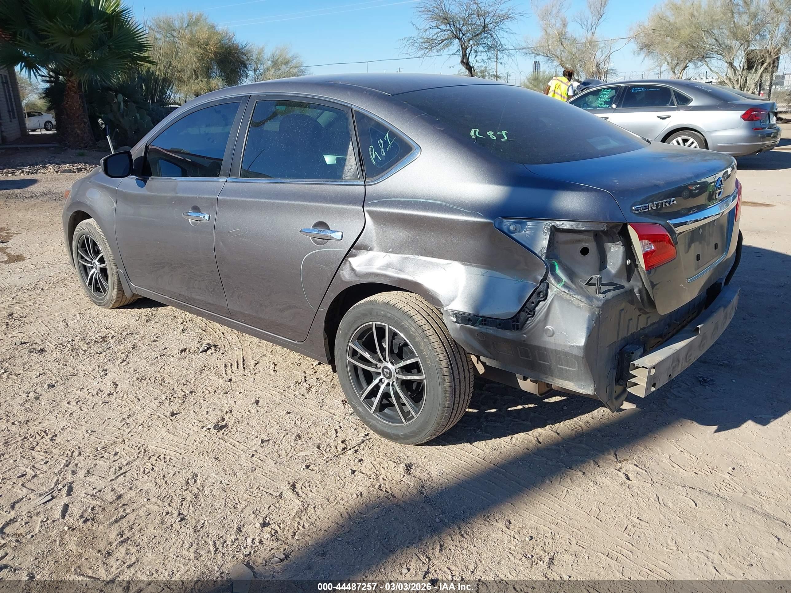 NISSAN SENTRA image 3