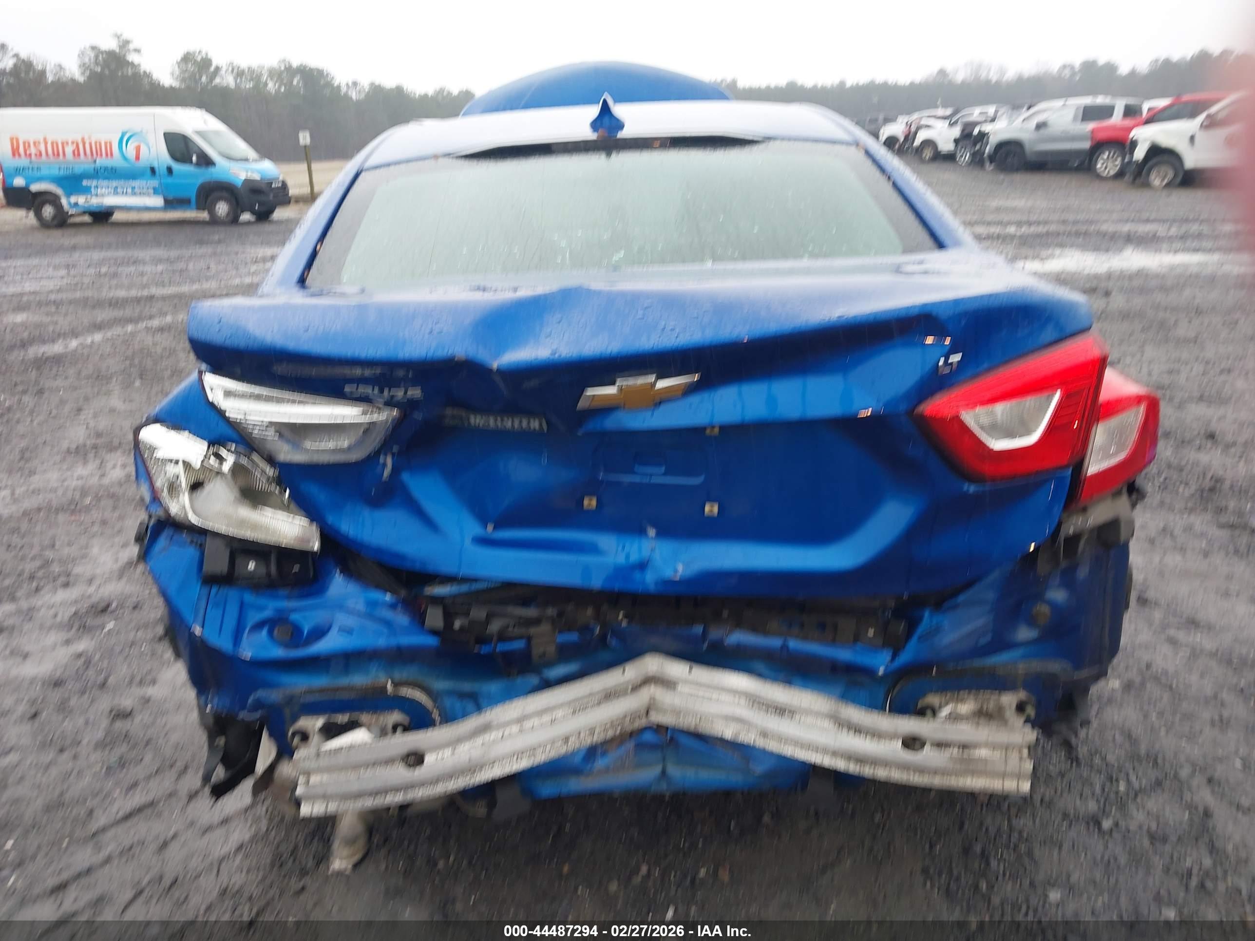 CHEVROLET CRUZE image 6
