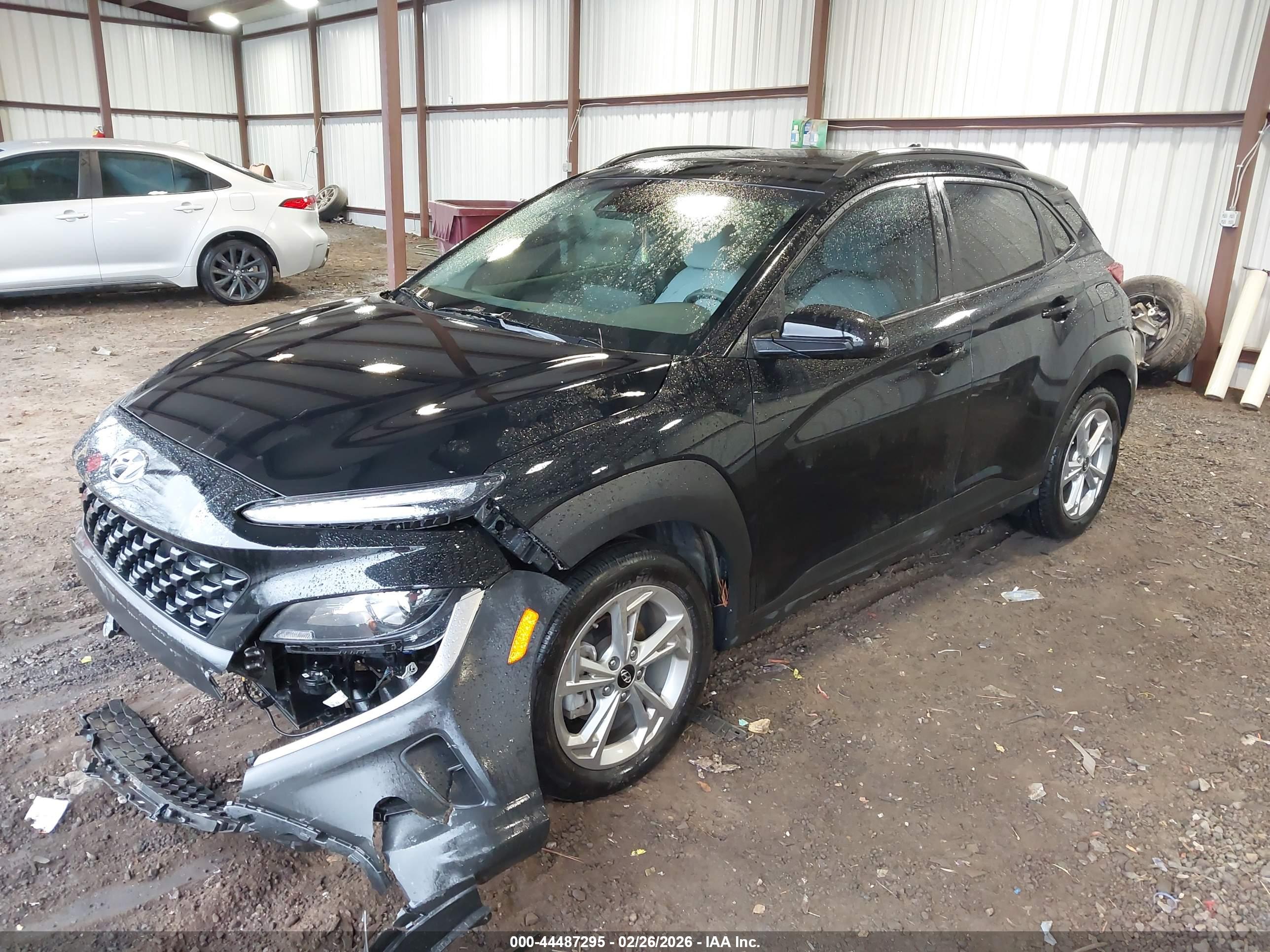HYUNDAI KONA image 2