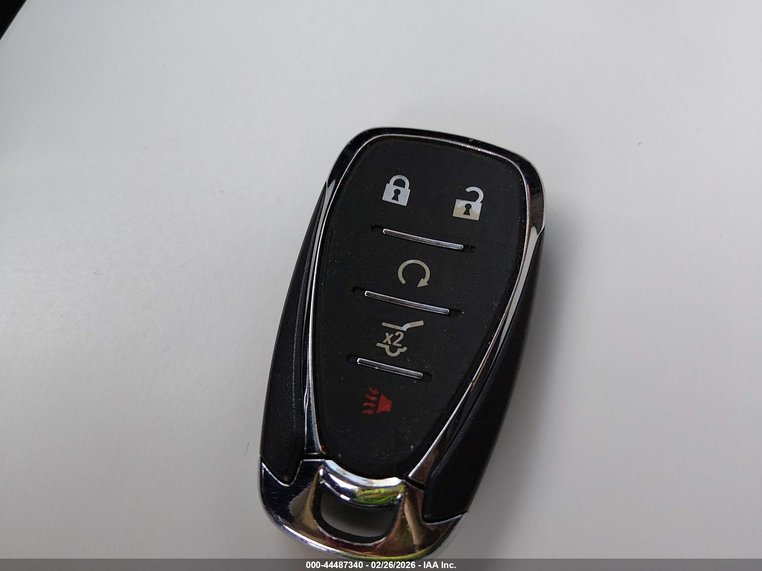 CHEVROLET EQUINOX image 11