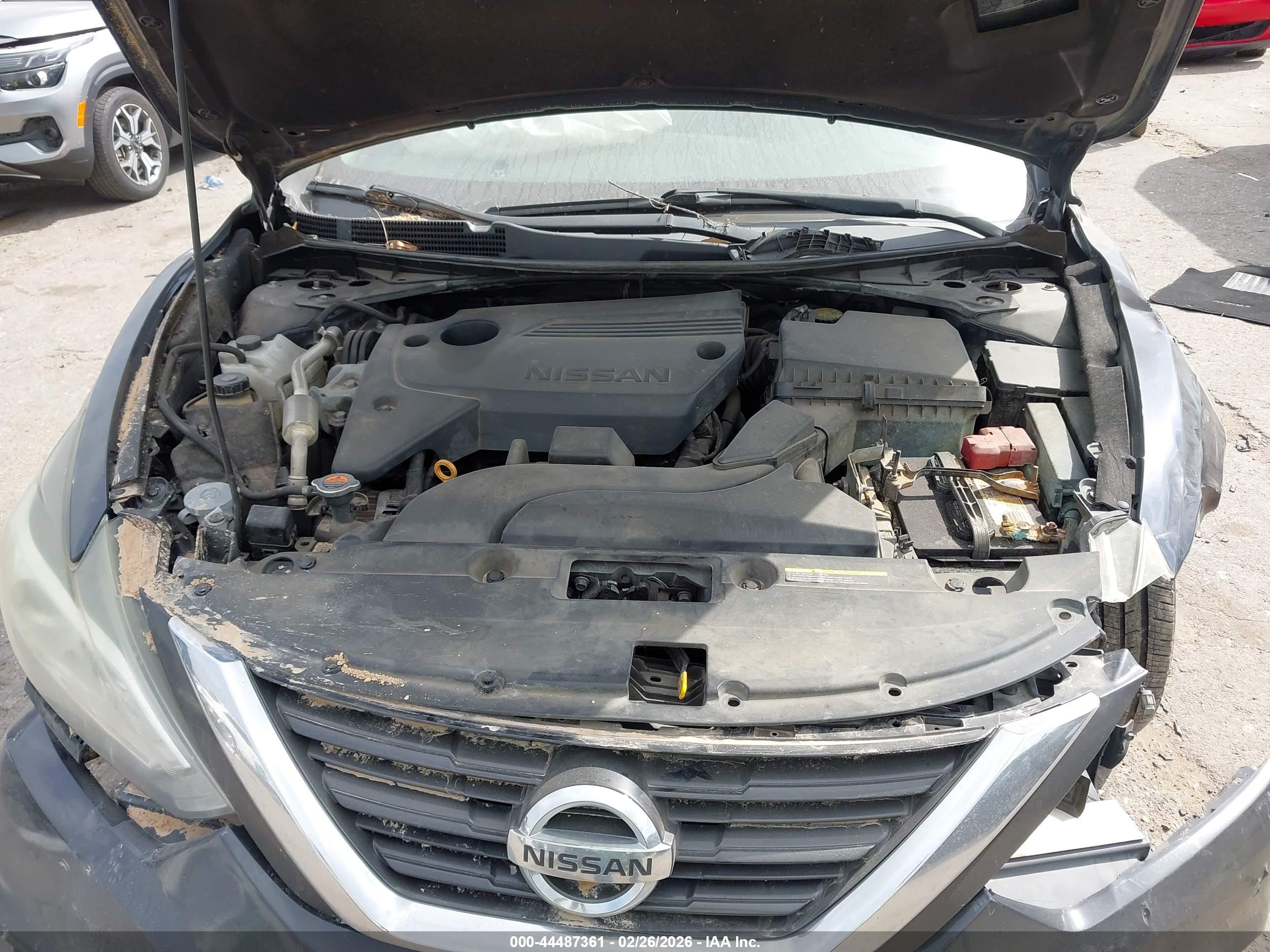 NISSAN ALTIMA image 10
