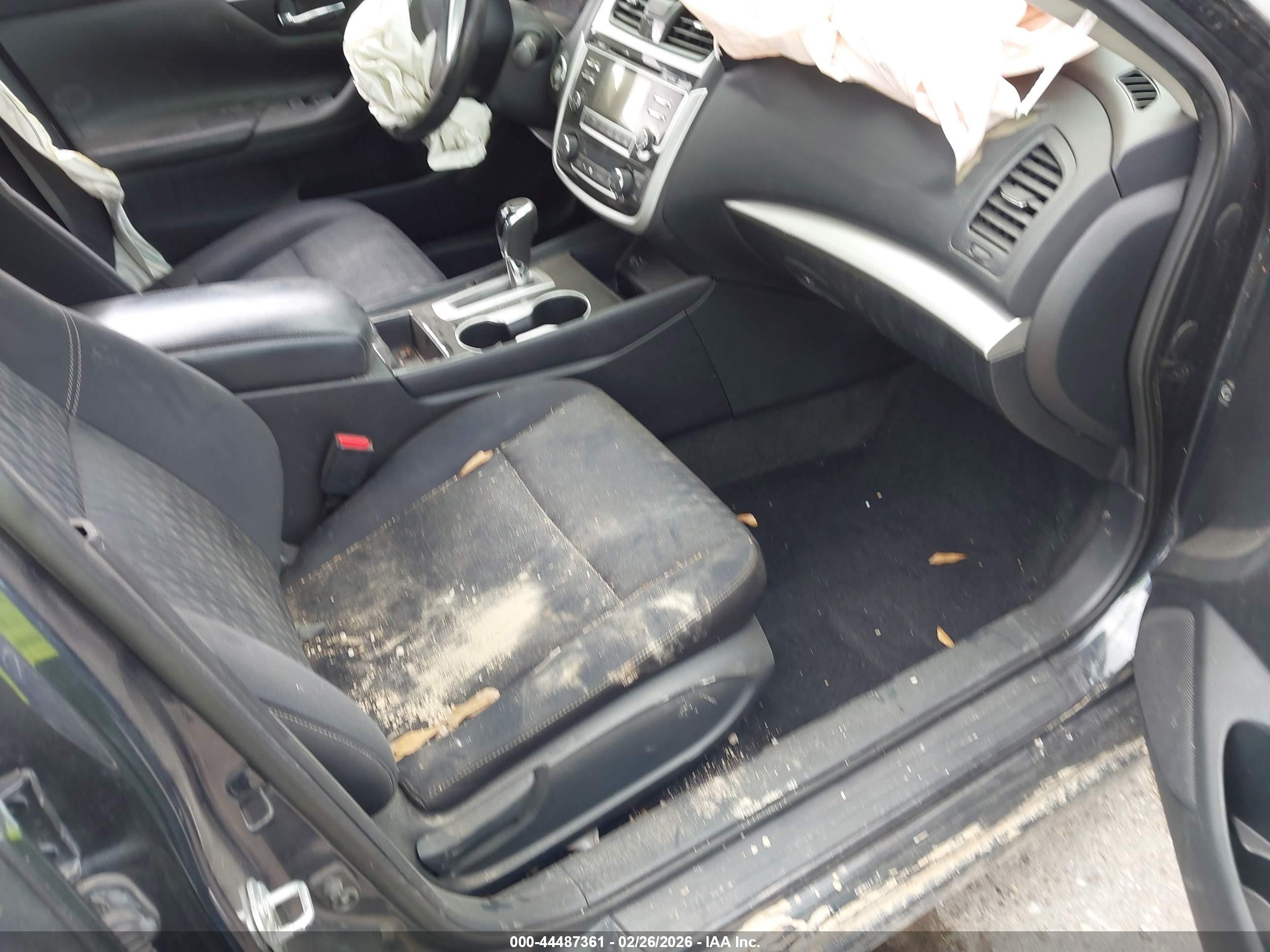 NISSAN ALTIMA image 5