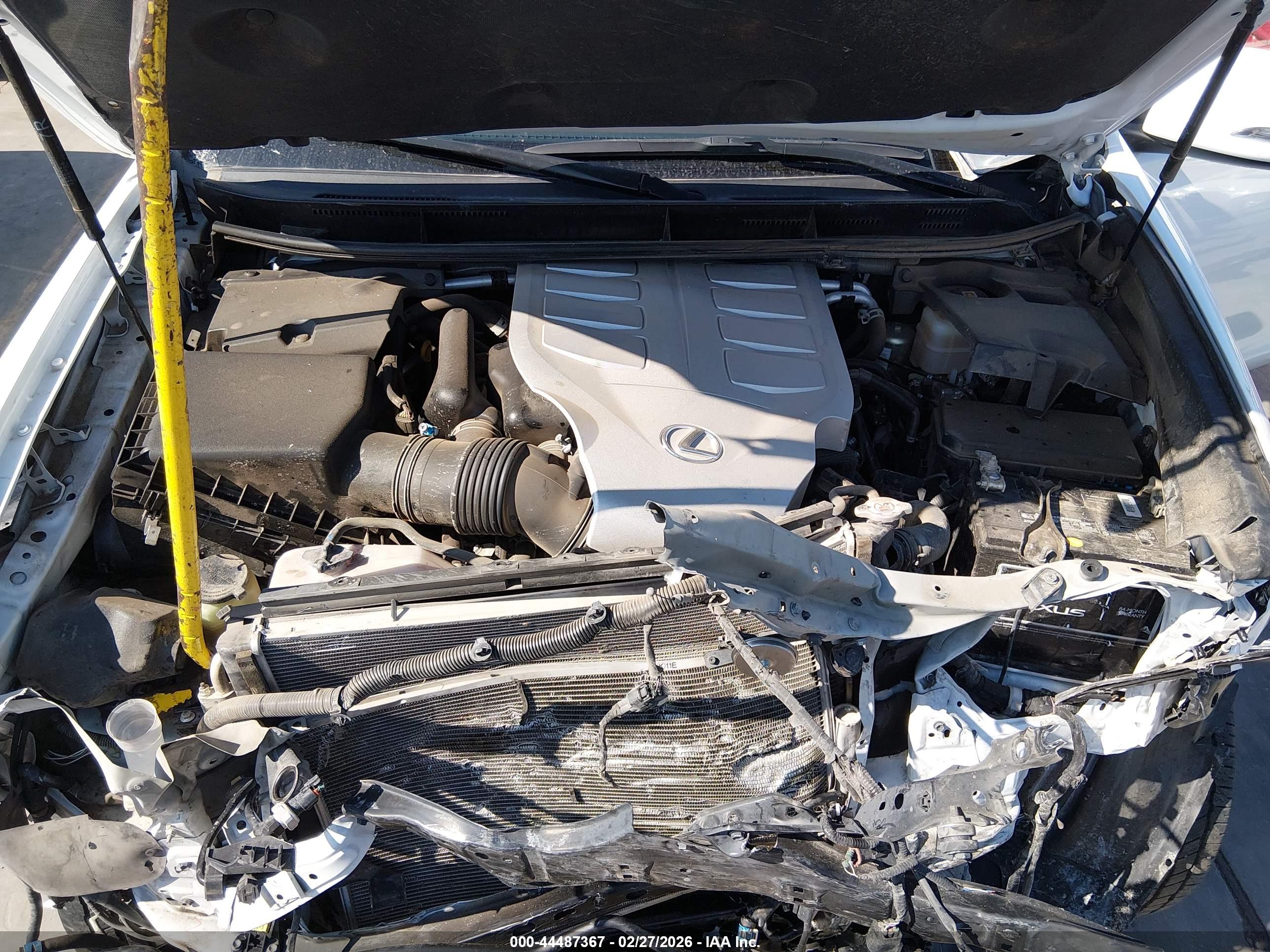 LEXUS GX image 10