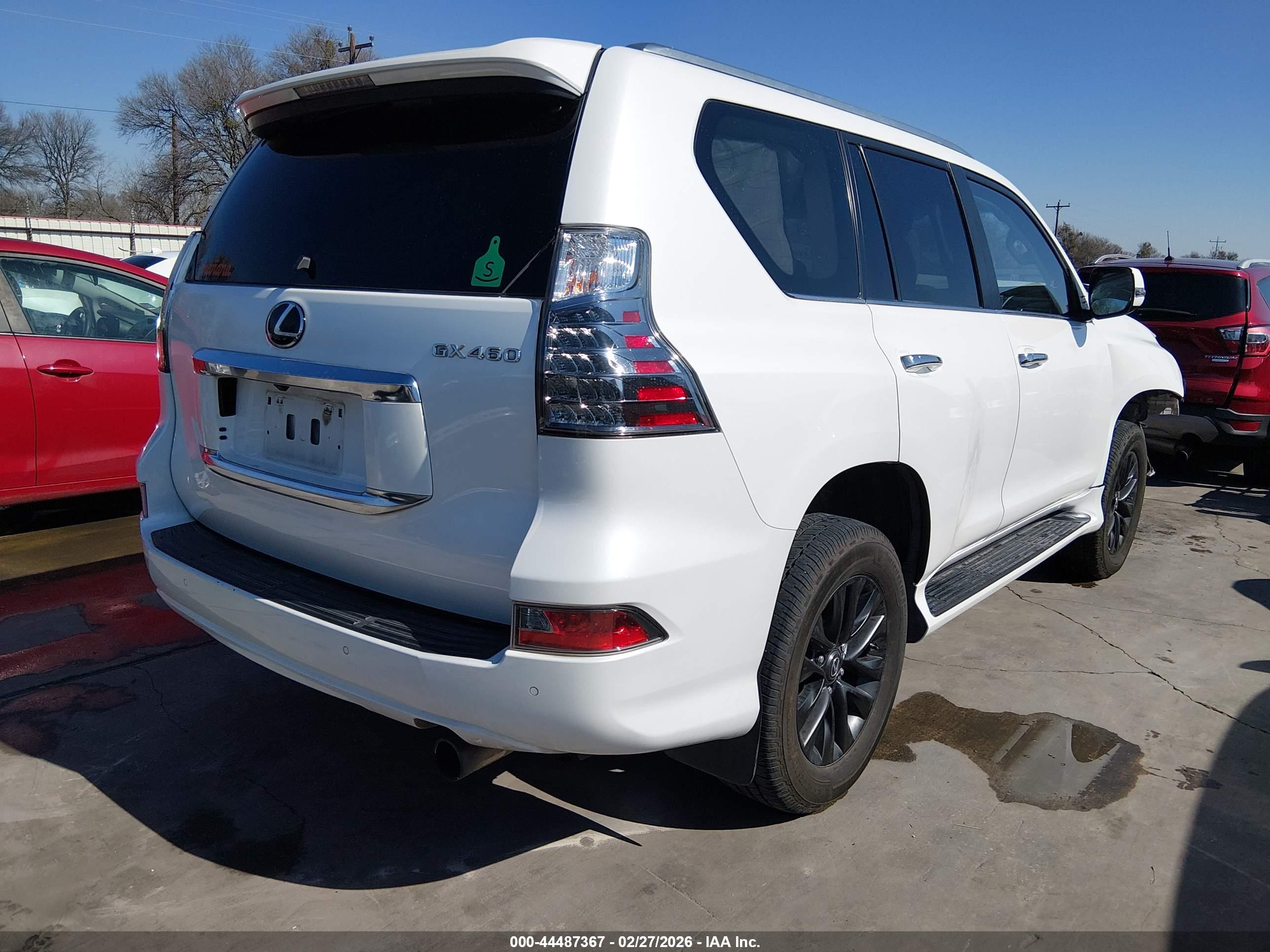 LEXUS GX image 4