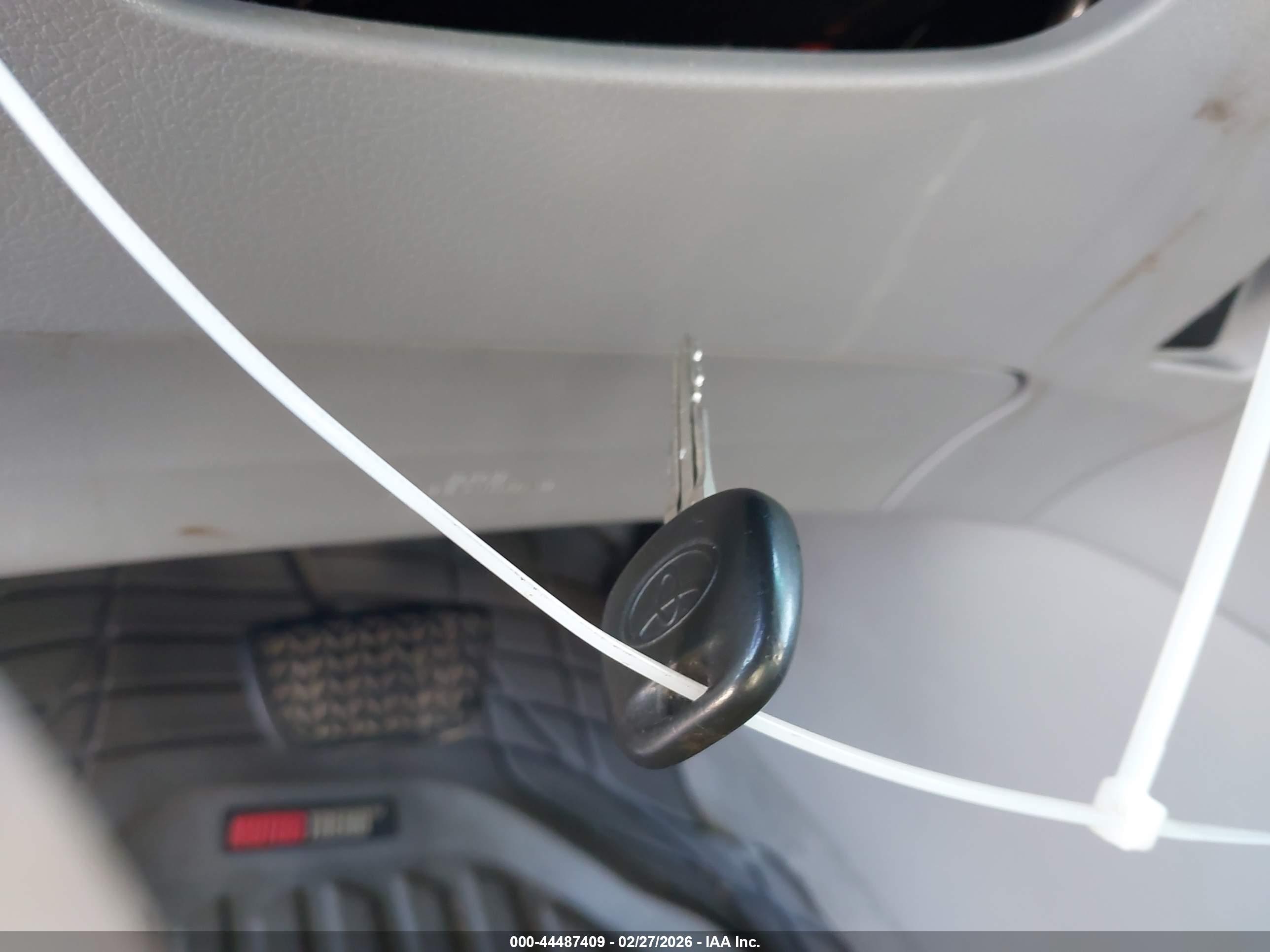 TOYOTA HIGHLANDER image 11