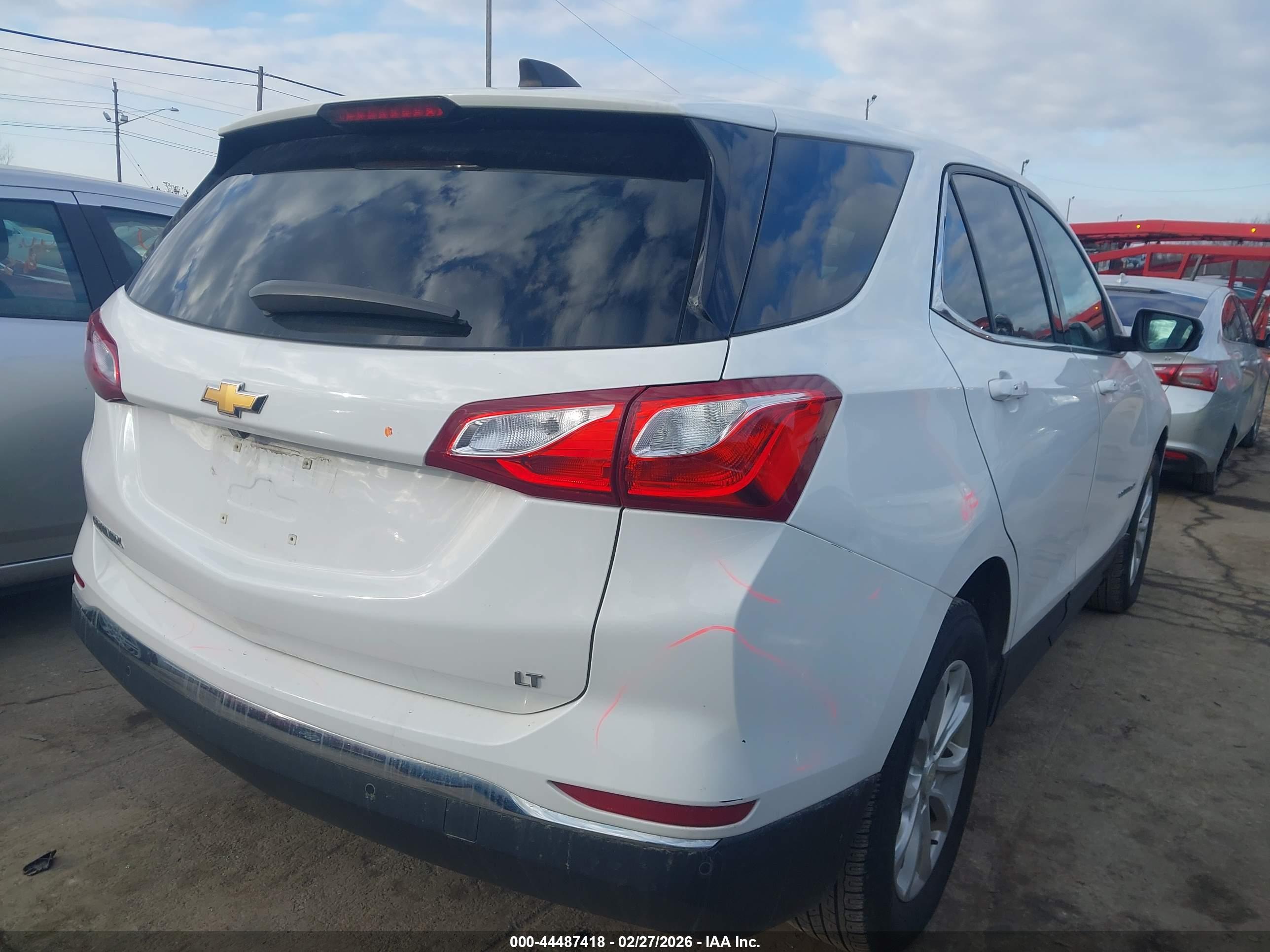 CHEVROLET EQUINOX image 4