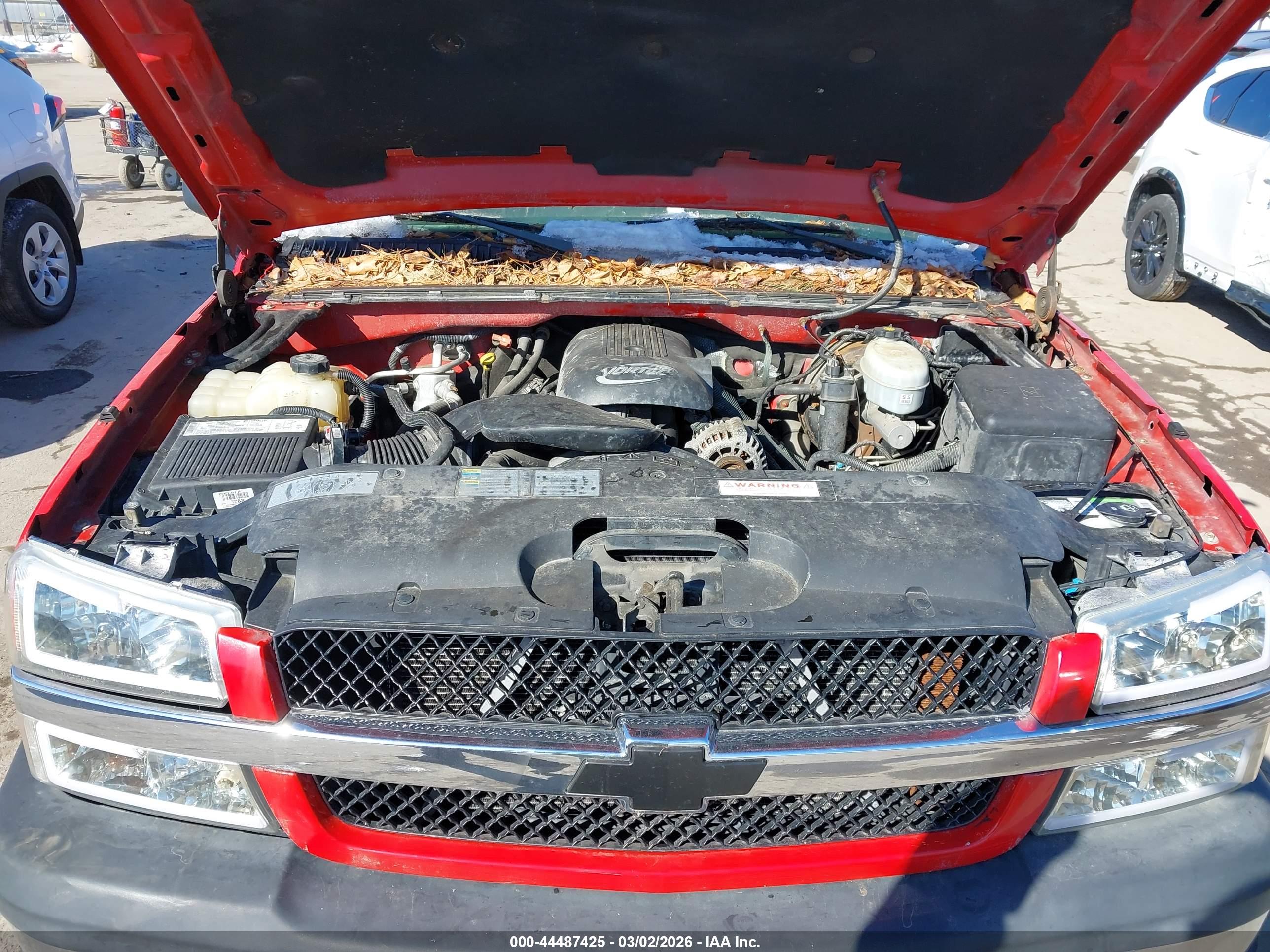 CHEVROLET SILVERADO image 10