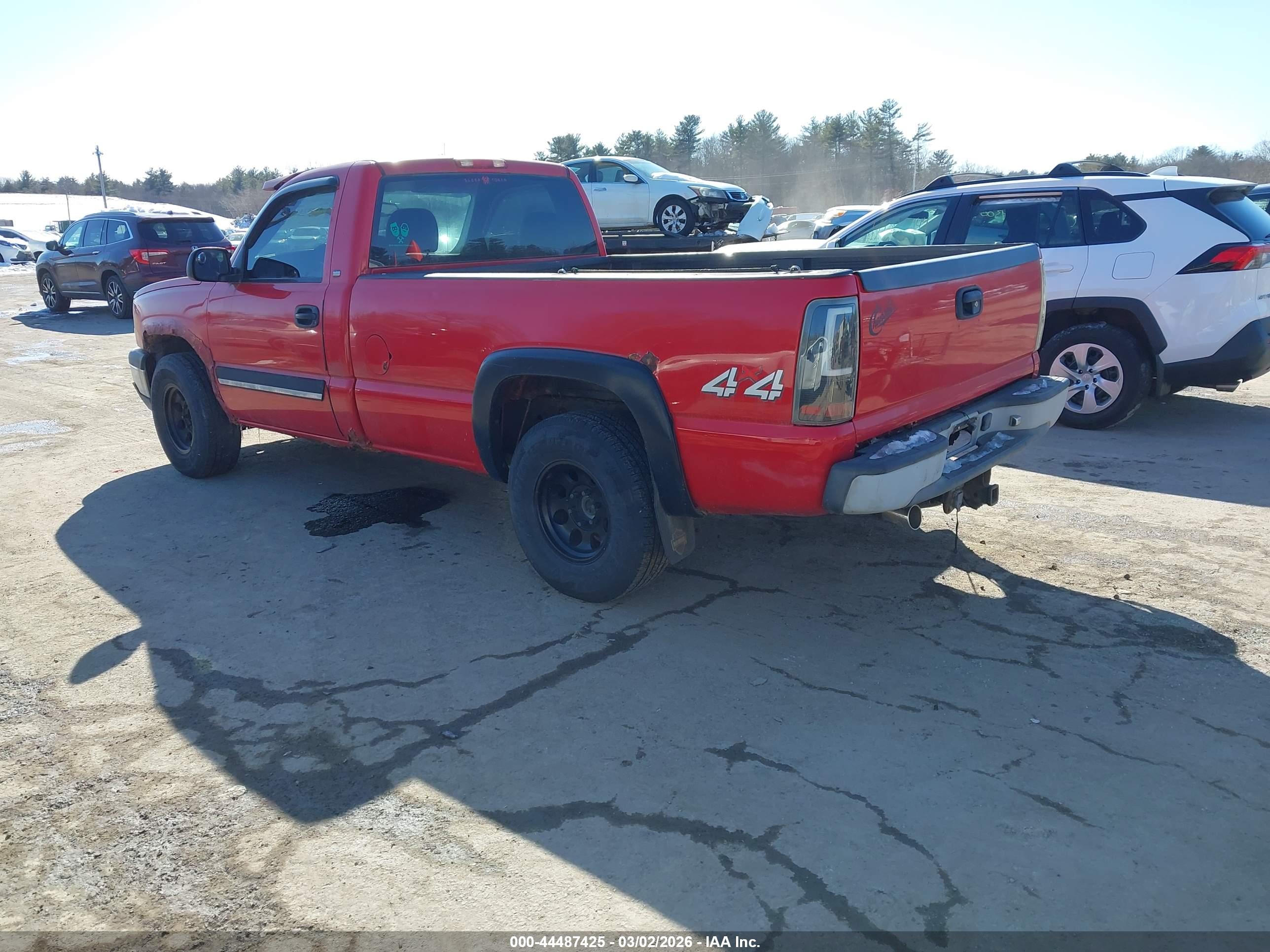 CHEVROLET SILVERADO image 3
