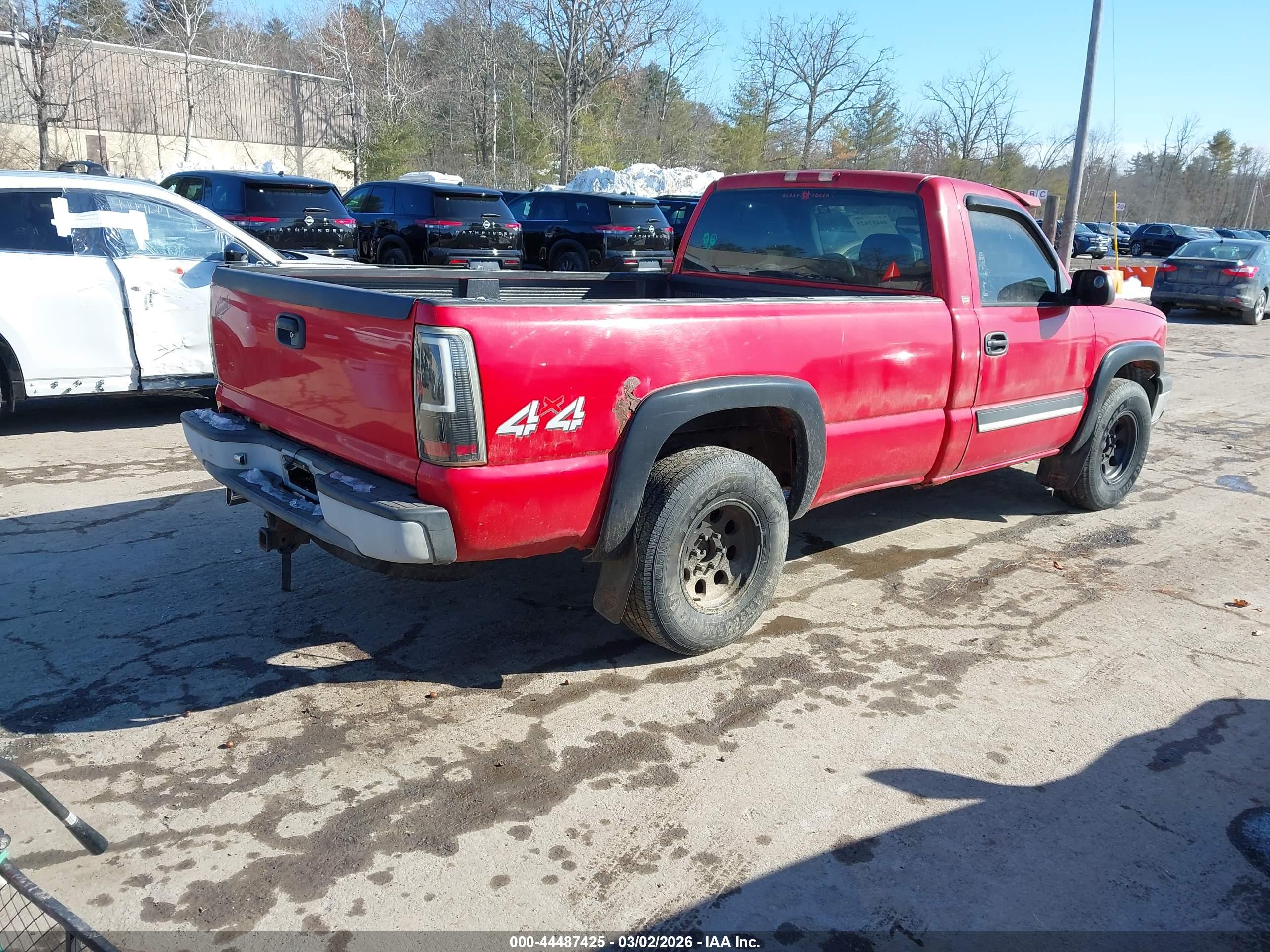 CHEVROLET SILVERADO image 4
