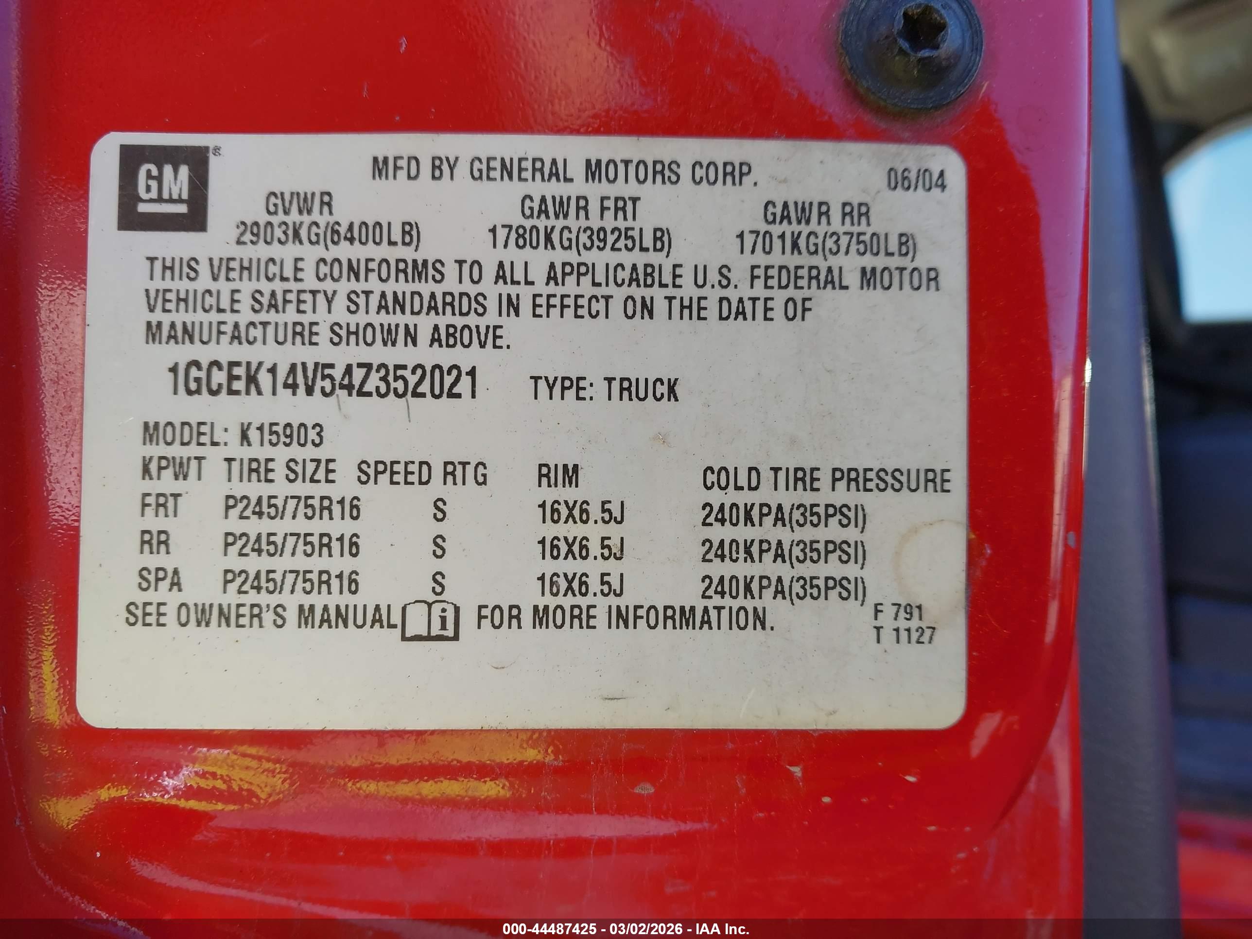 CHEVROLET SILVERADO image 9