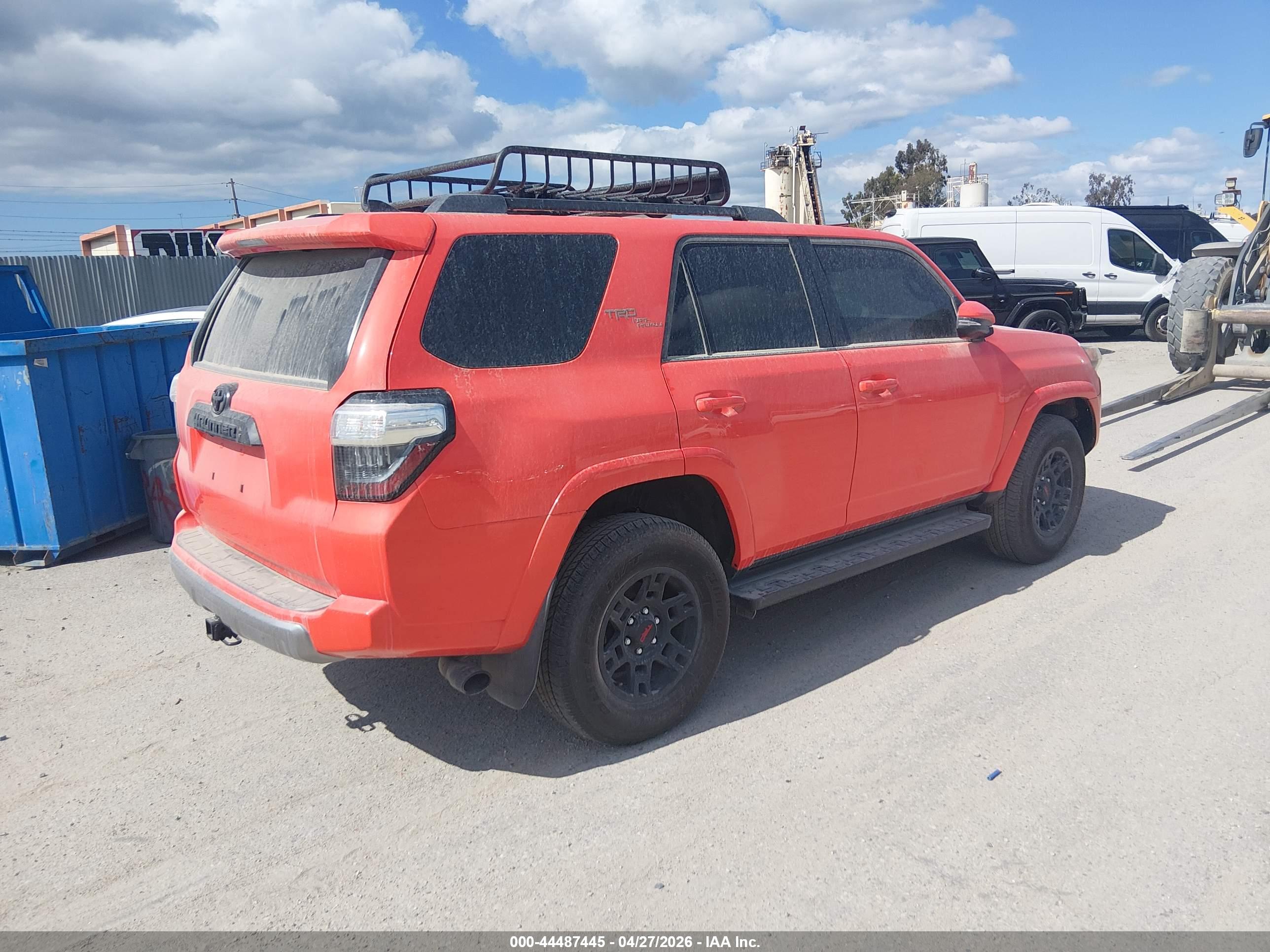 TOYOTA 4RUNNER image 4