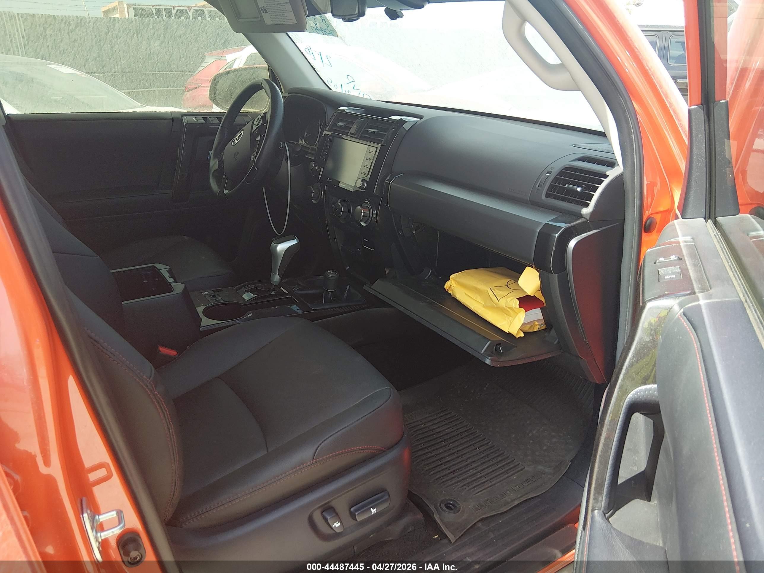 TOYOTA 4RUNNER image 5
