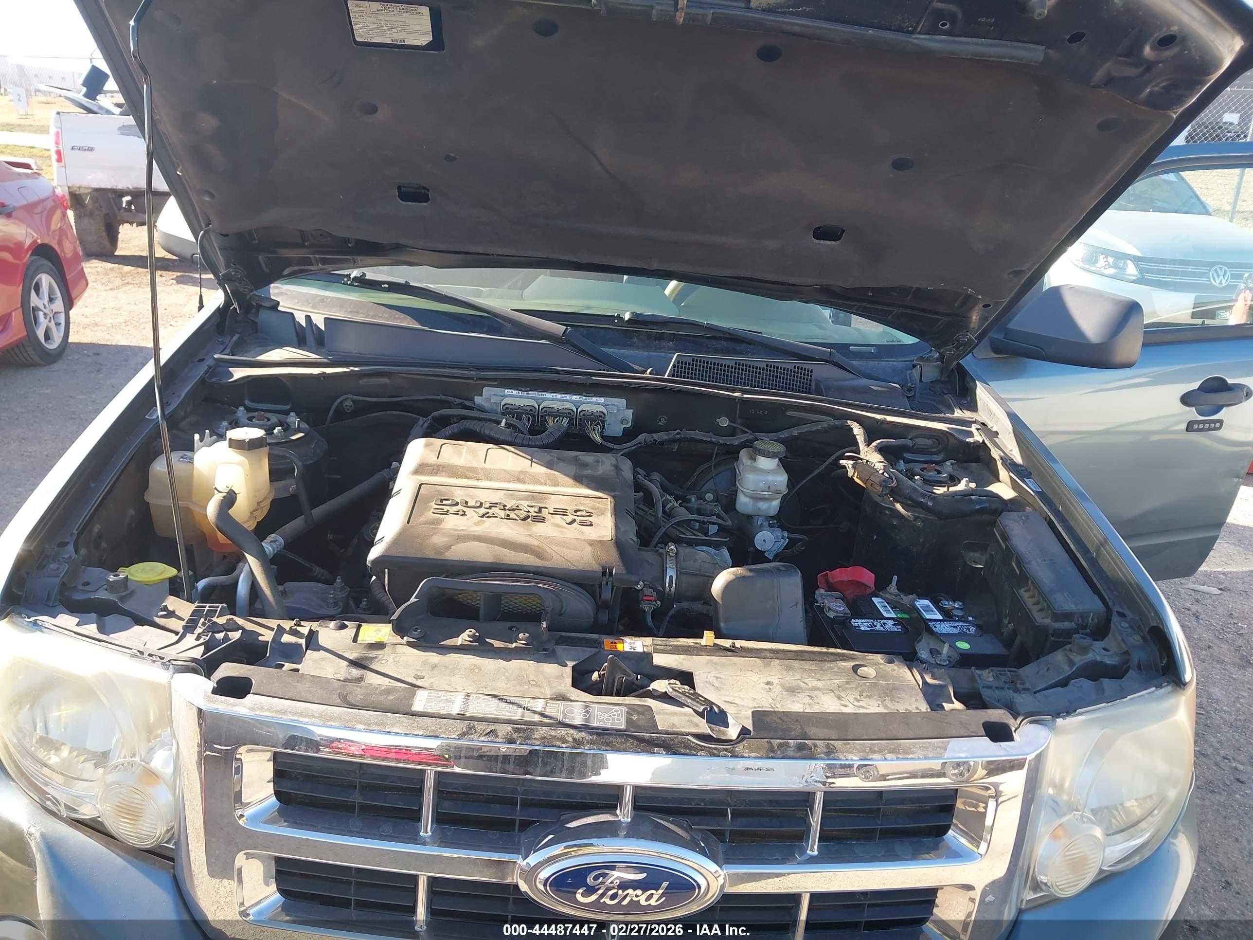 FORD ESCAPE image 10
