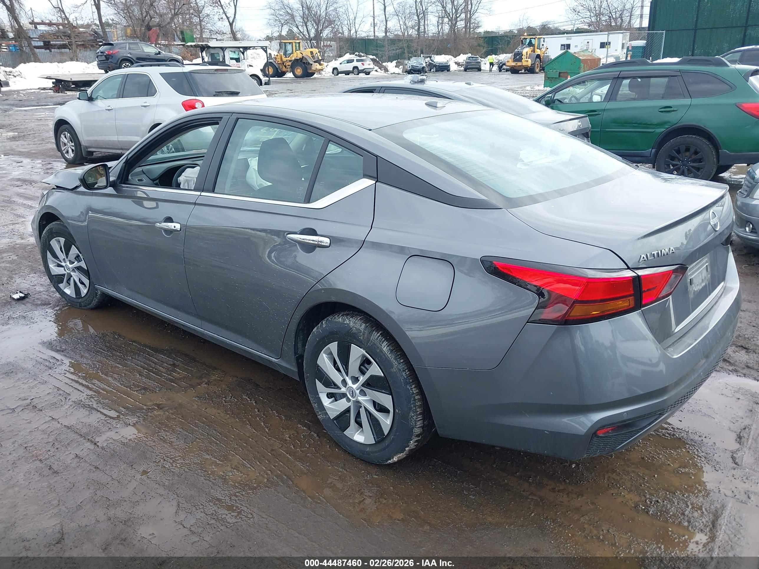 NISSAN ALTIMA image 3