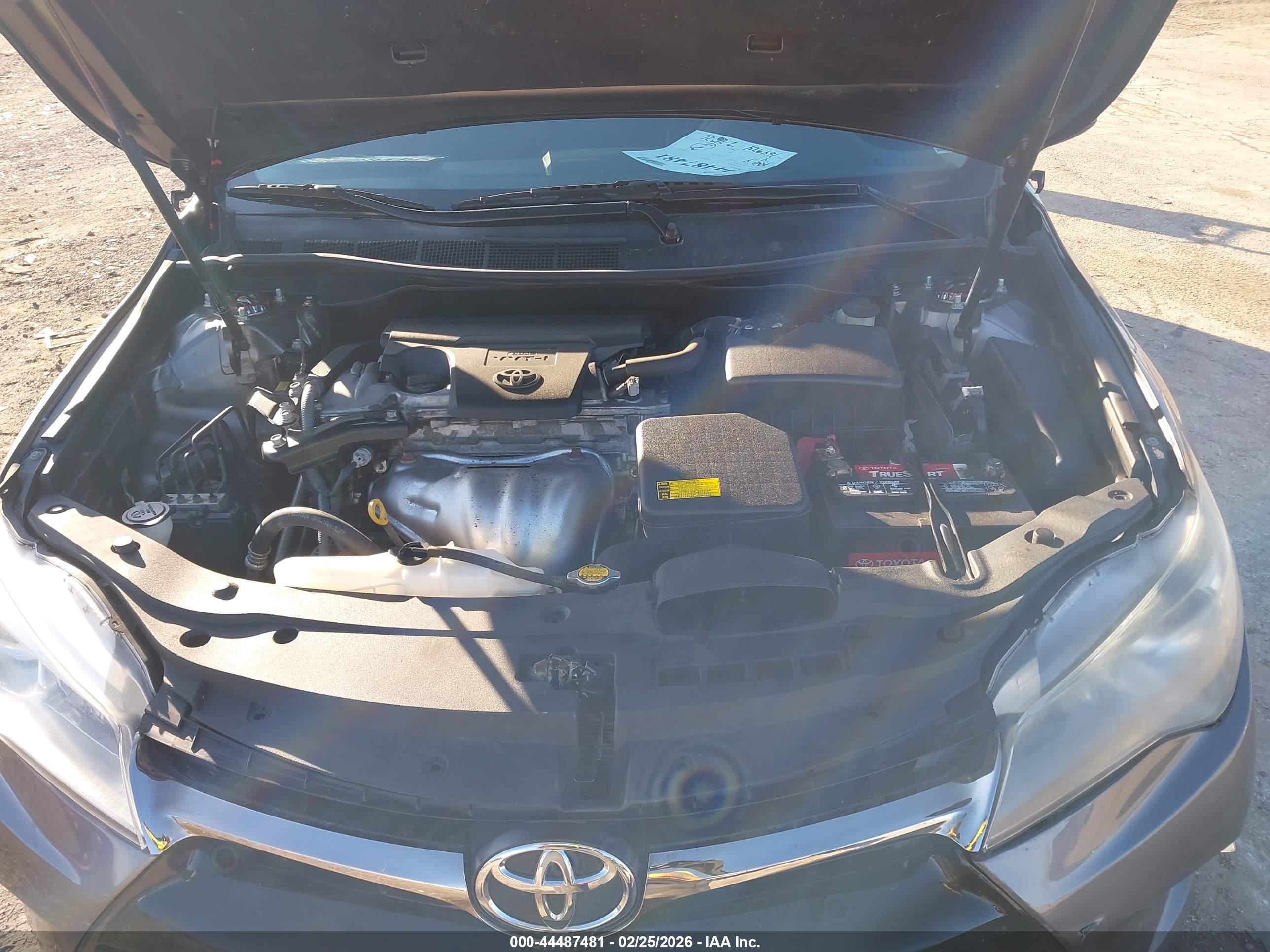 TOYOTA CAMRY image 10