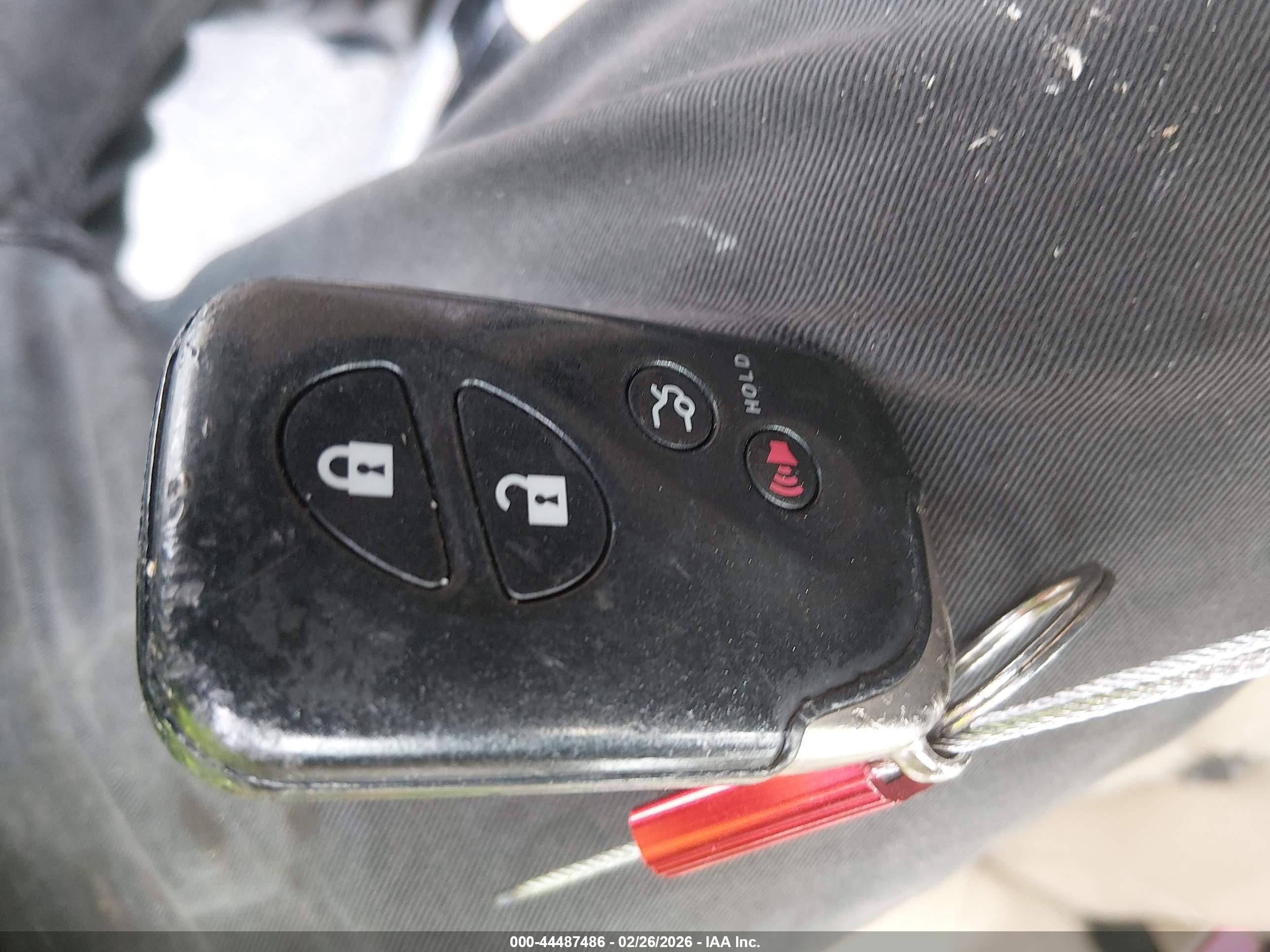 LEXUS IS image 11