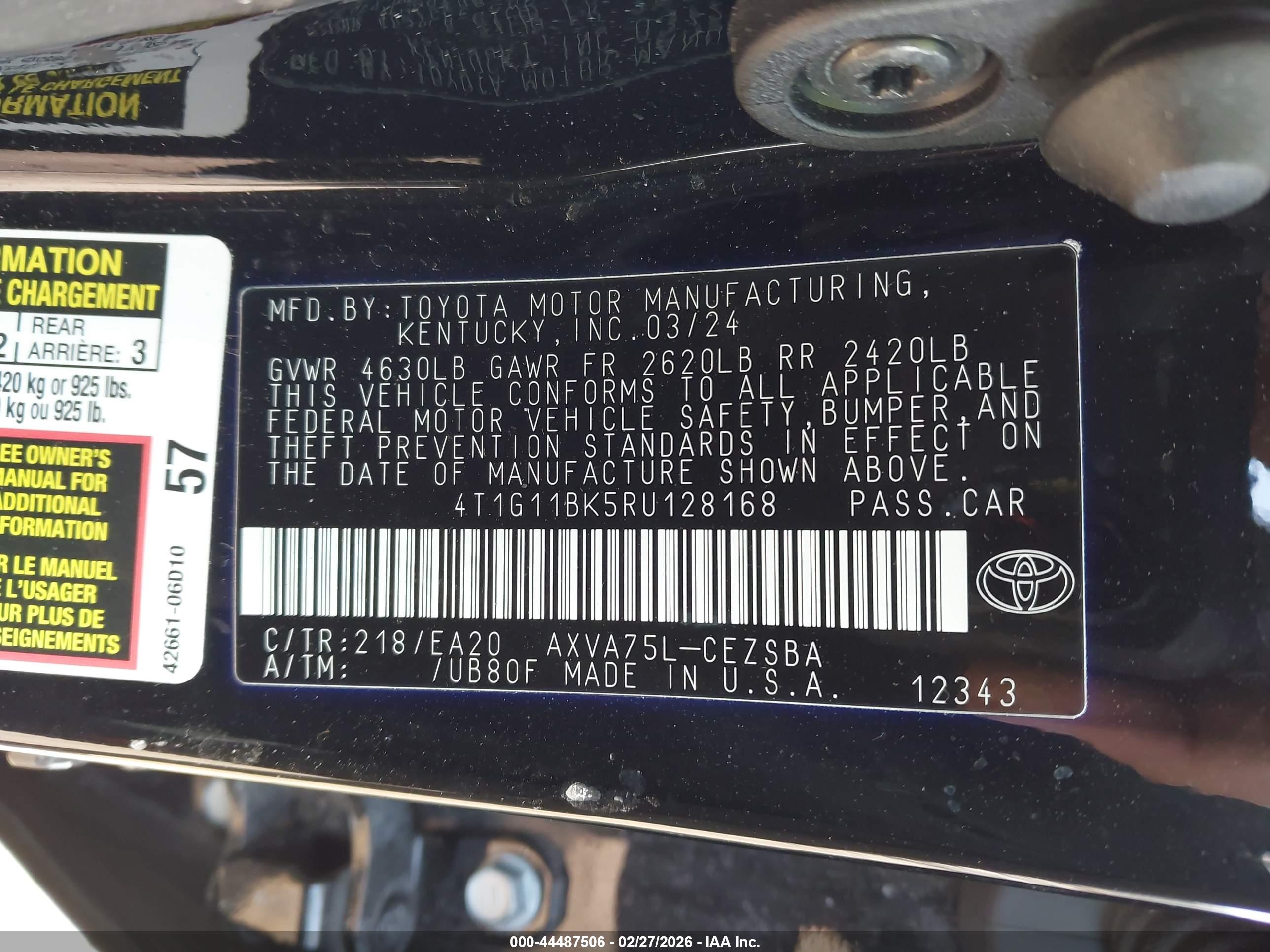 TOYOTA CAMRY image 9