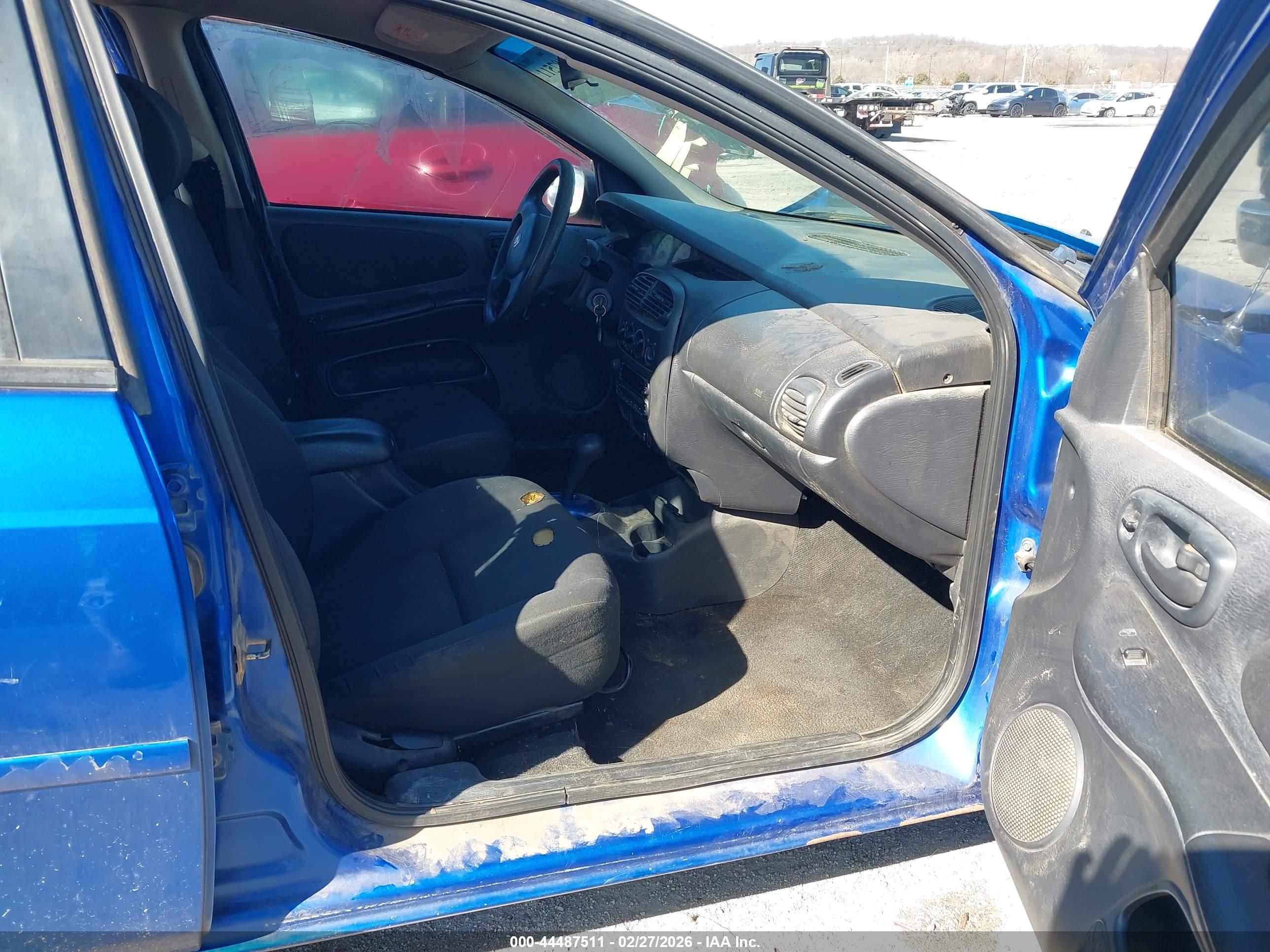 DODGE NEON image 5