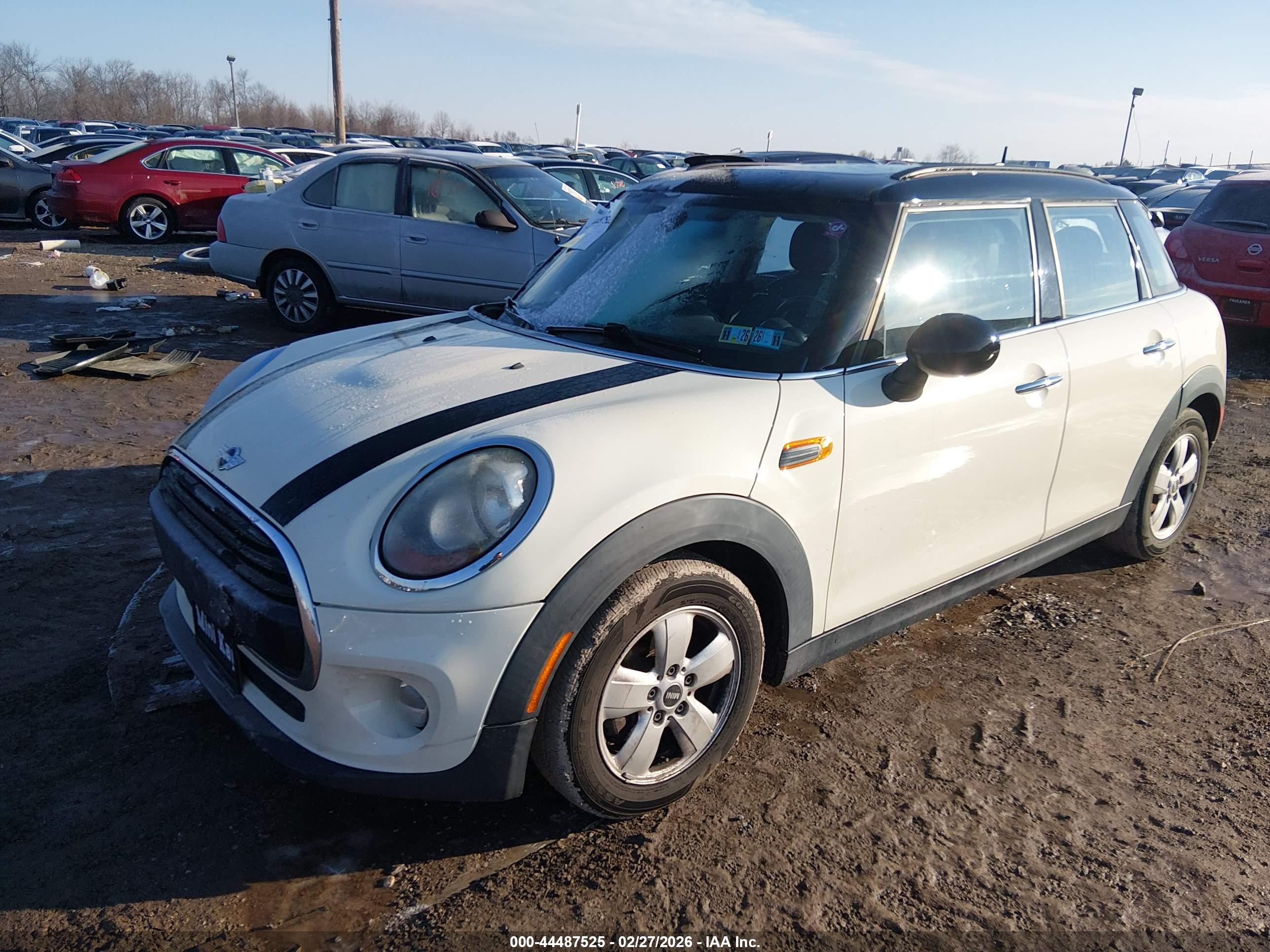MINI HARDTOP image 2