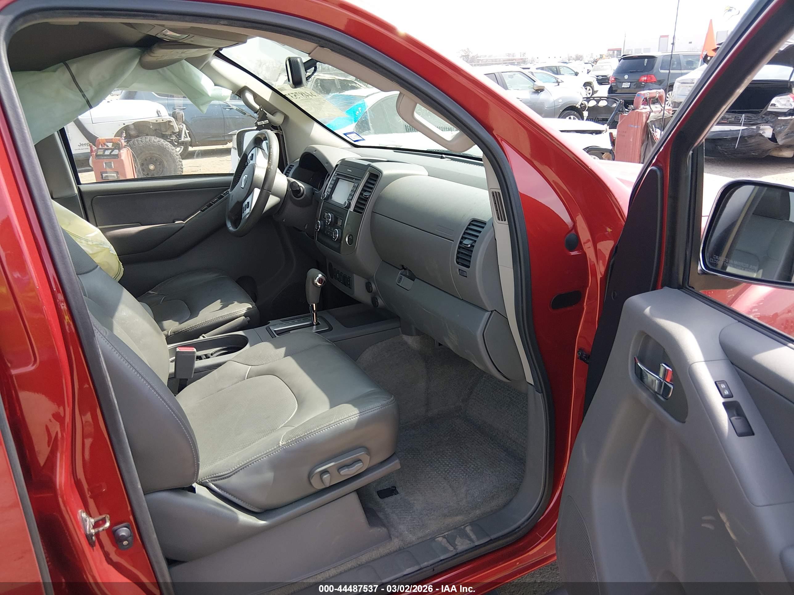 NISSAN FRONTIER image 5