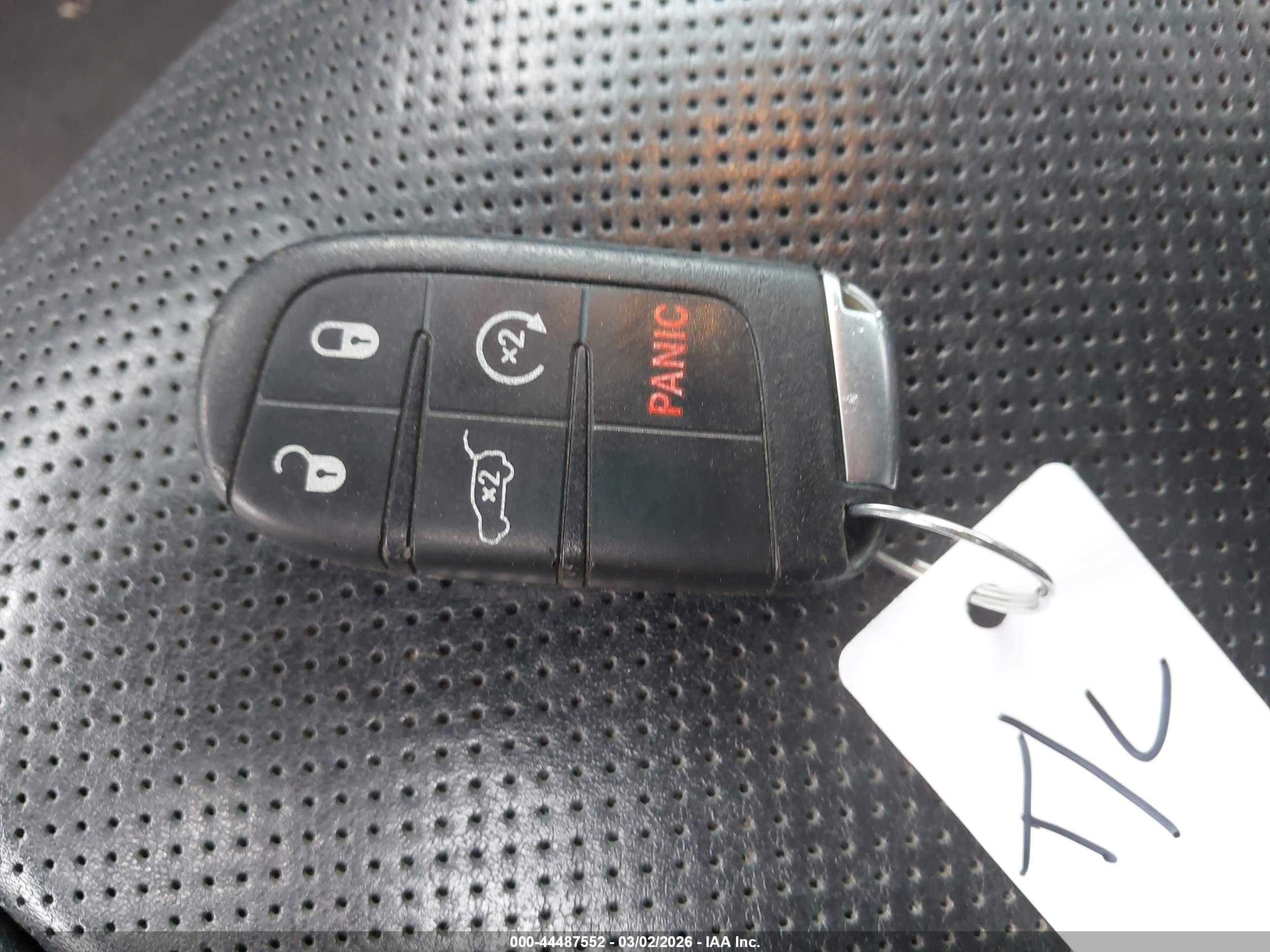JEEP GRAND image 11
