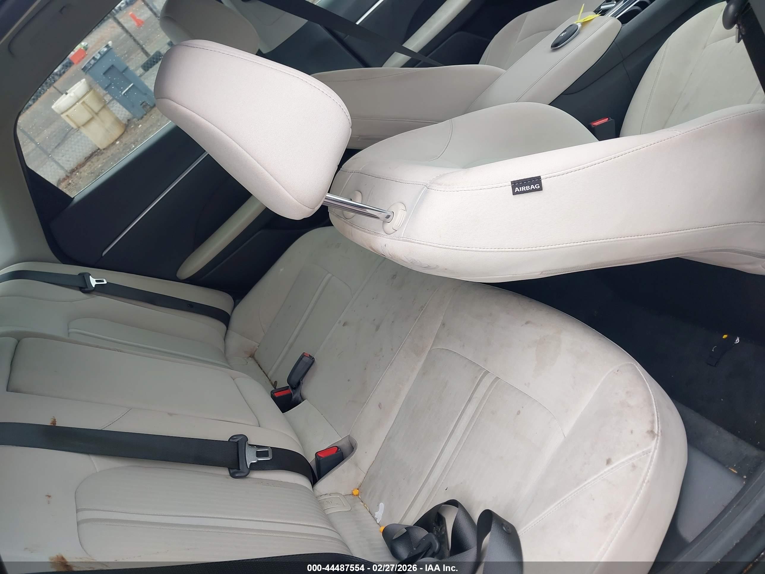 HYUNDAI SONATA image 8