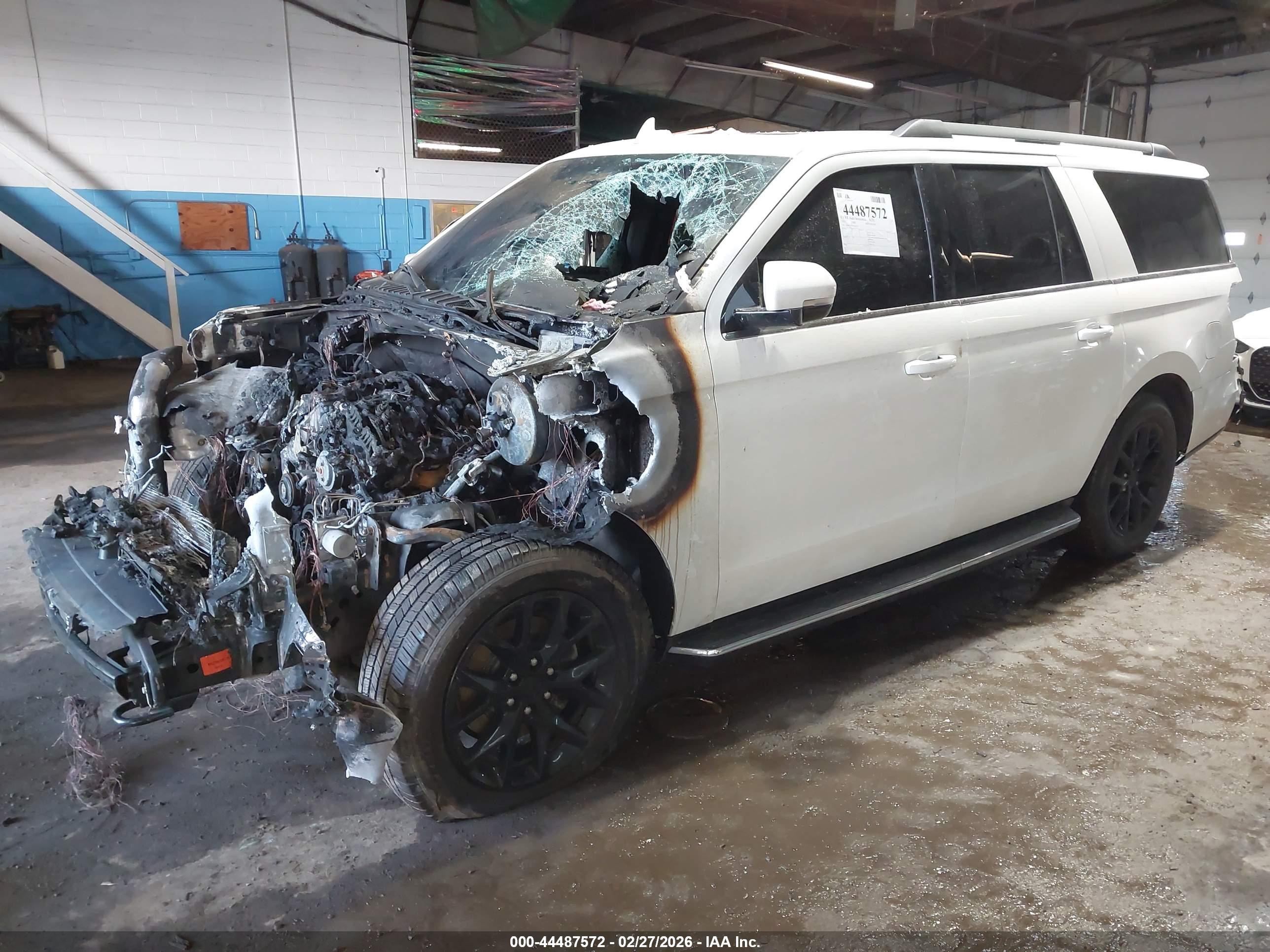 FORD EXPEDITION image 2