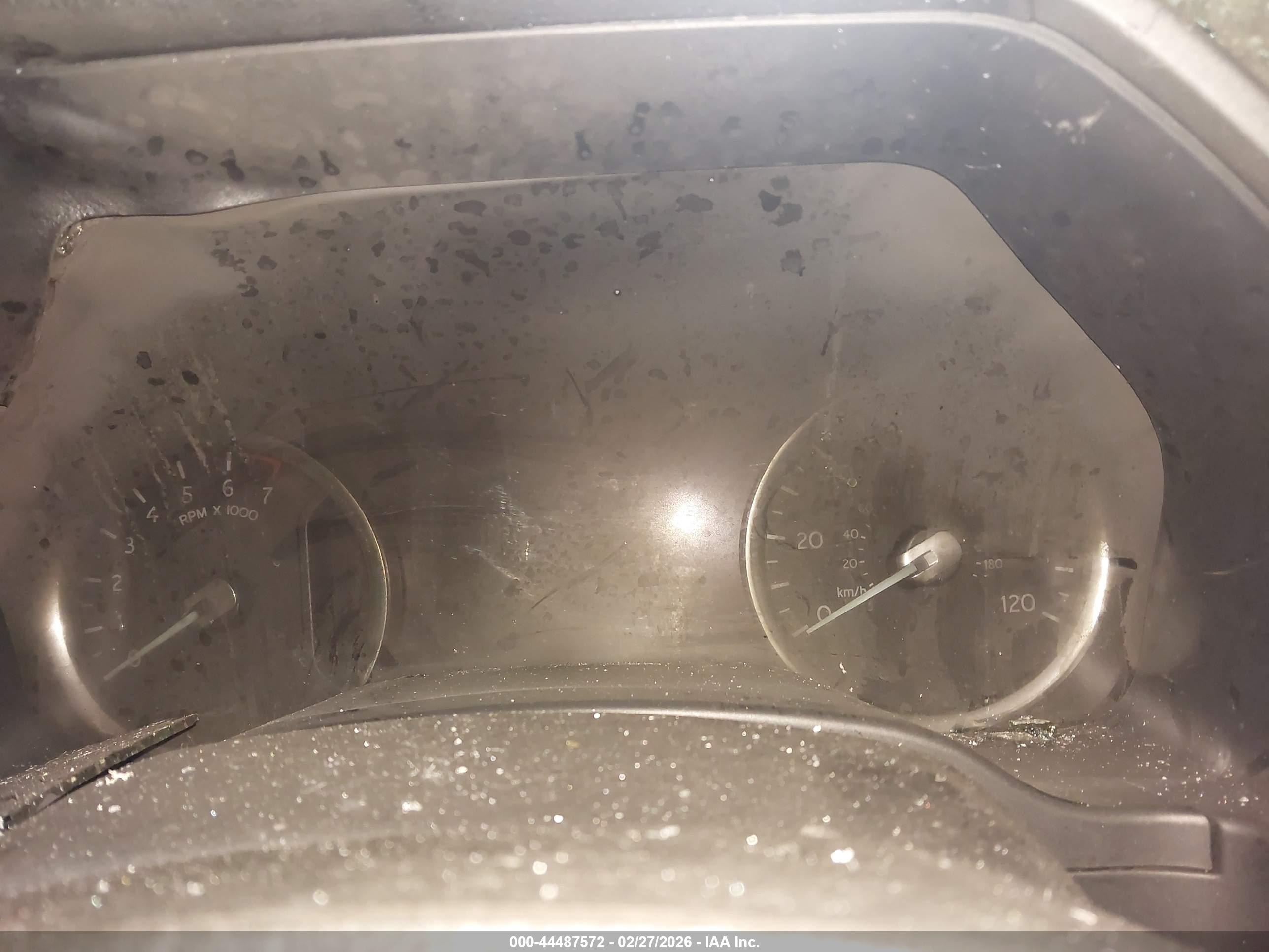 FORD EXPEDITION image 7