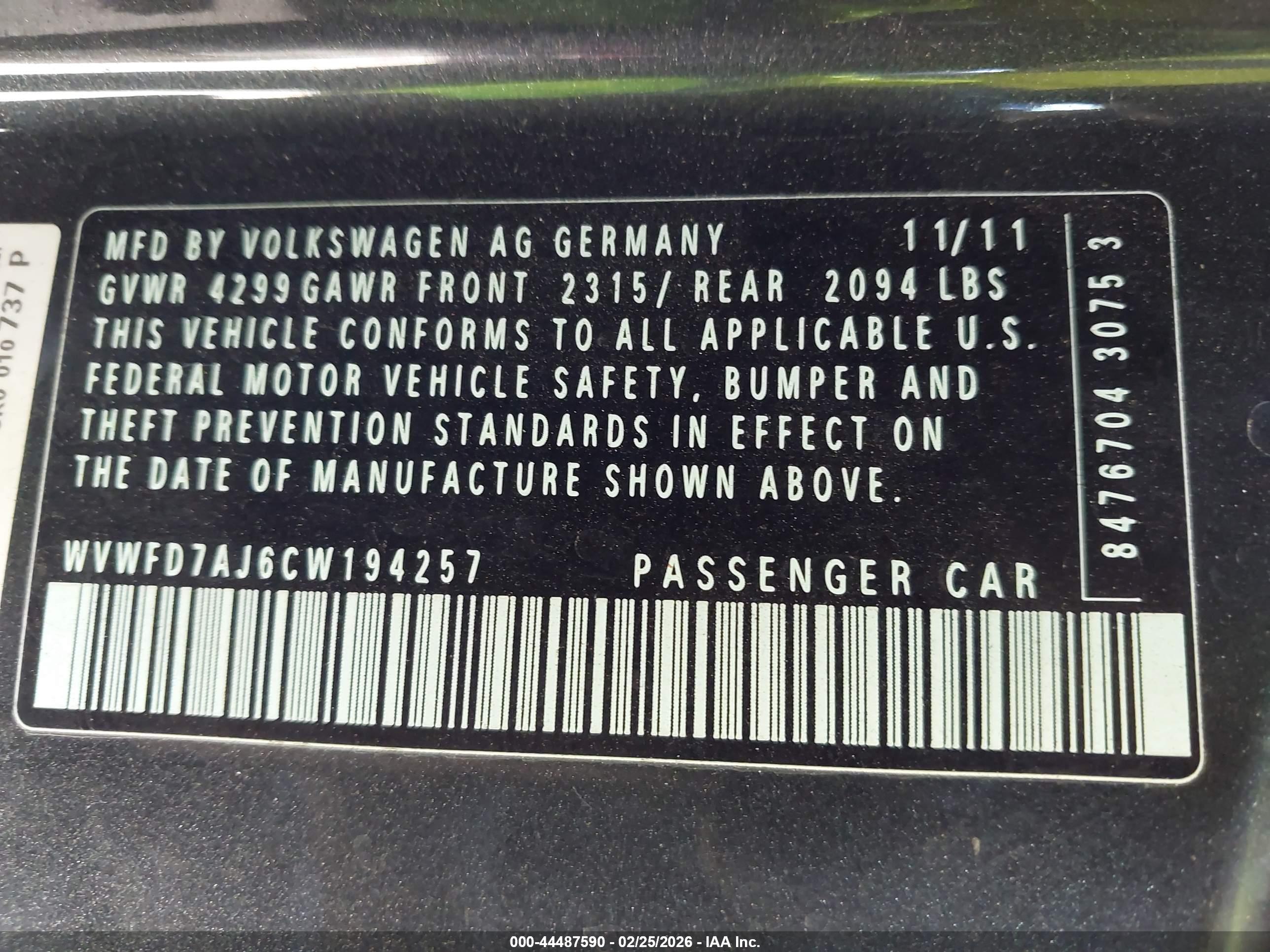 VOLKSWAGEN GTI image 9