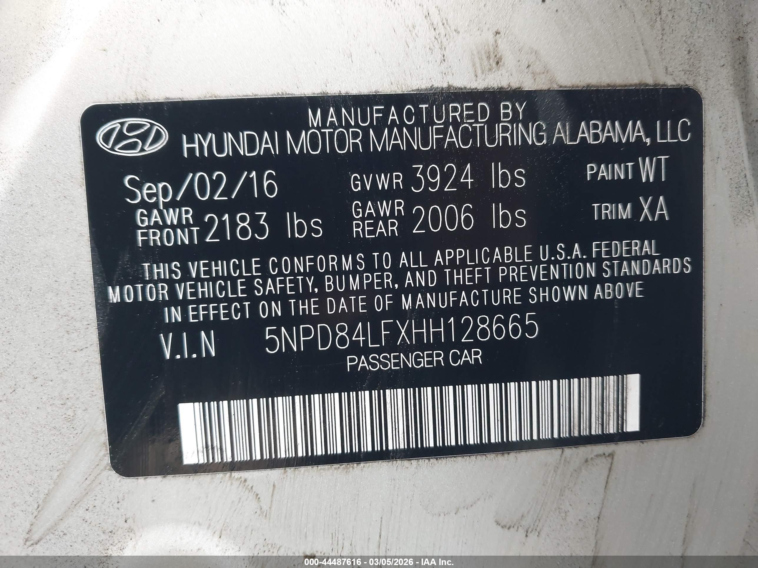 HYUNDAI ELANTRA image 9