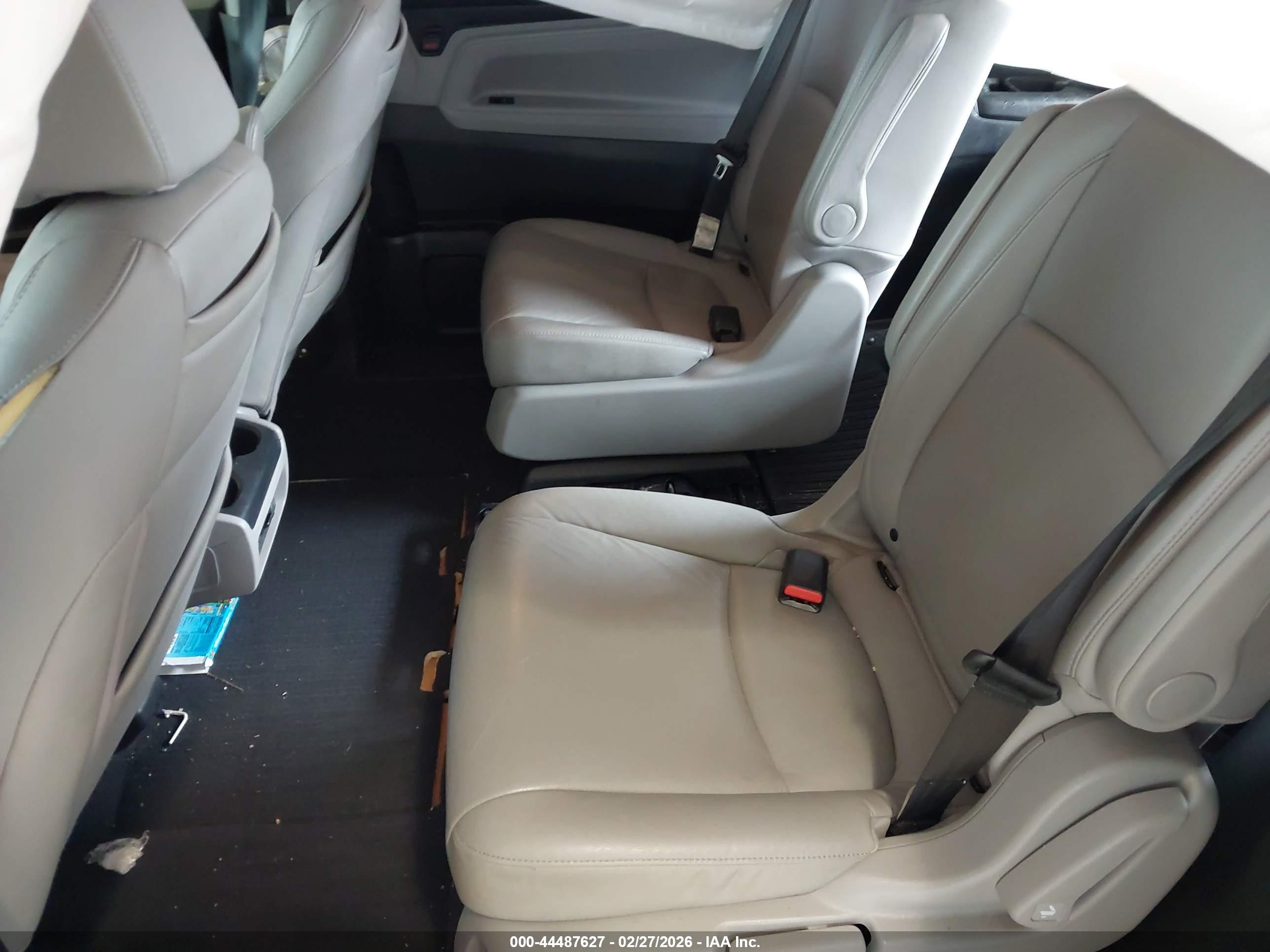 HONDA ODYSSEY image 8