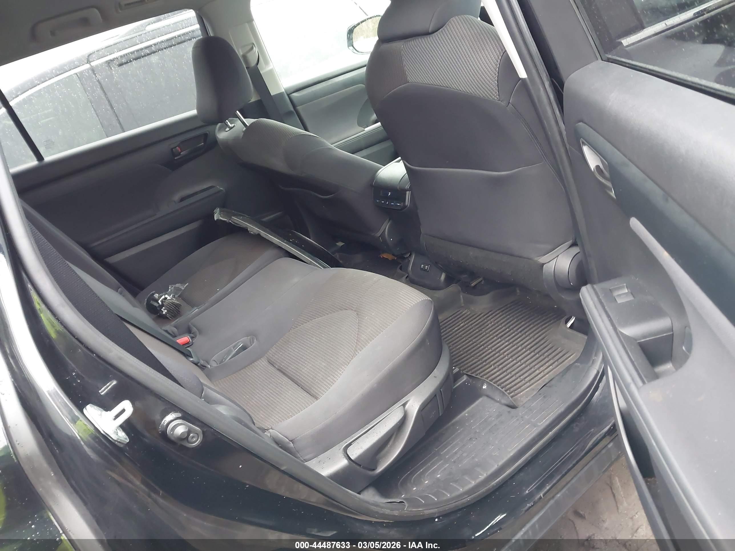 TOYOTA HIGHLANDER image 8