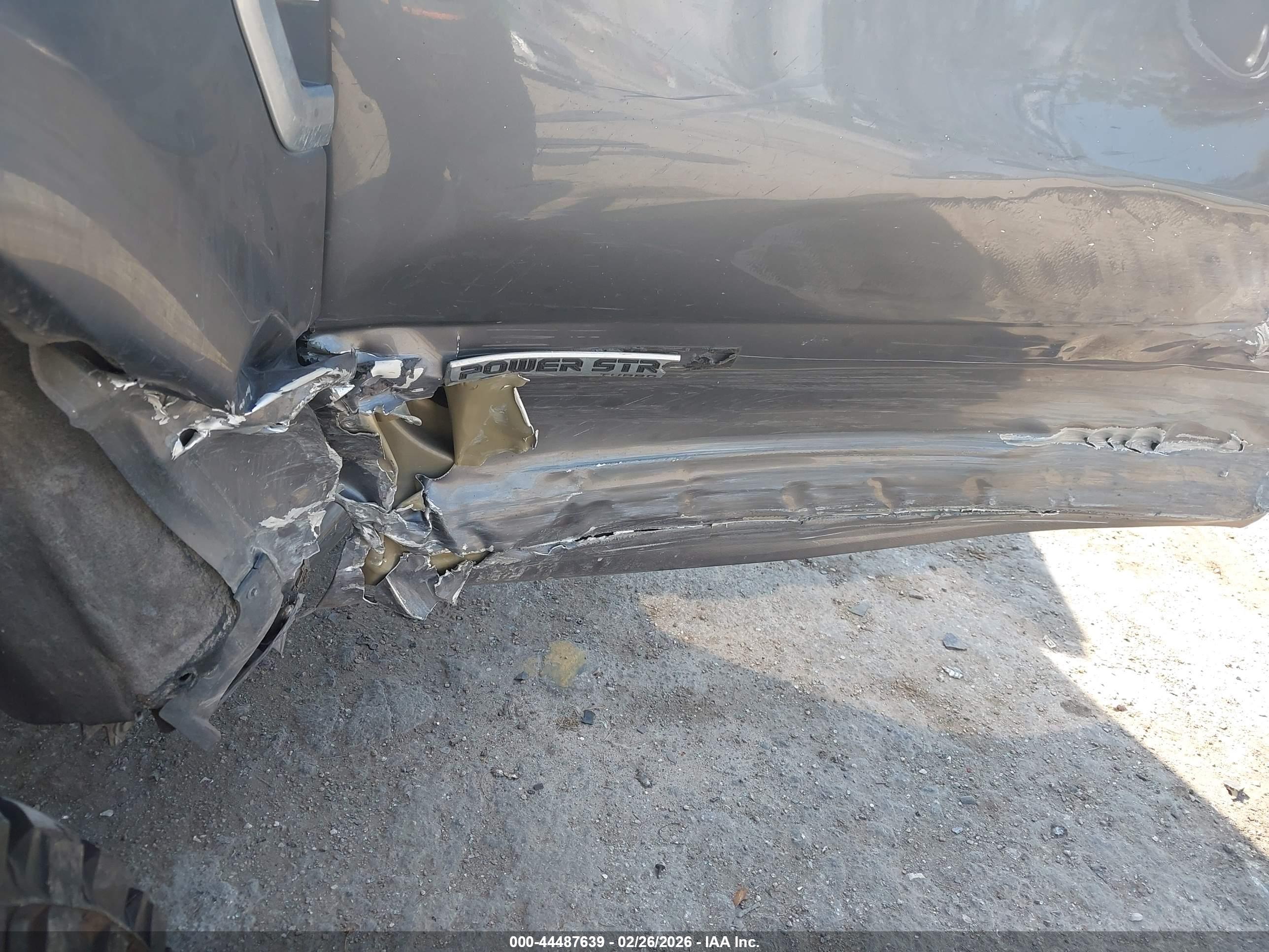 FORD F-350 image 6