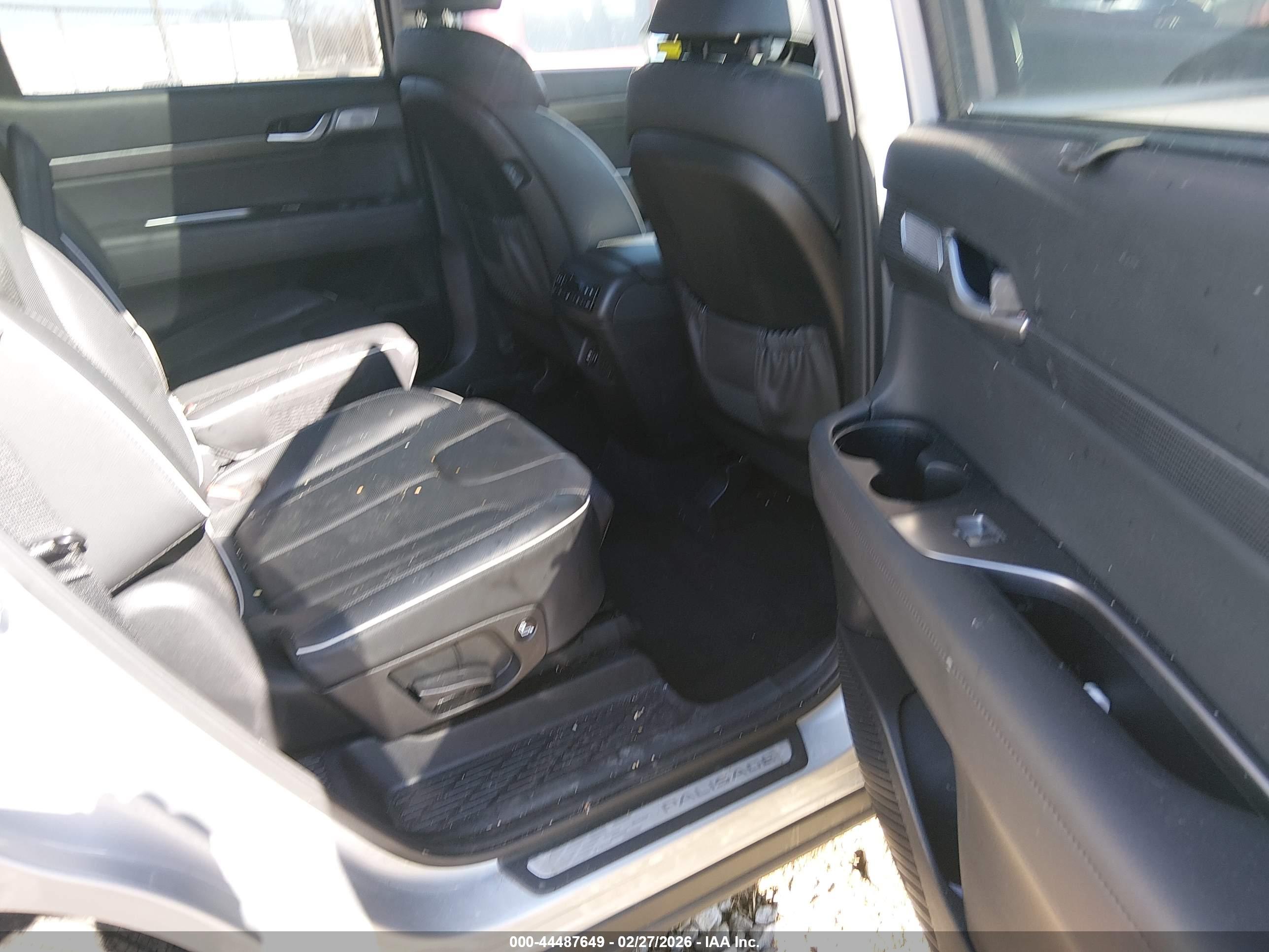 HYUNDAI PALISADE image 8